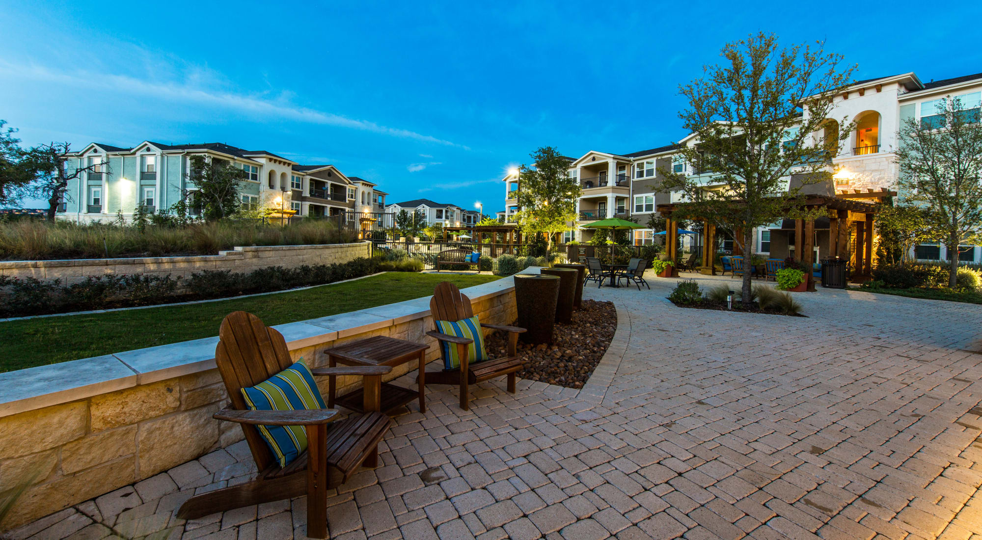Photos of Wiregrass at Stone Oak in San Antonio, Texas