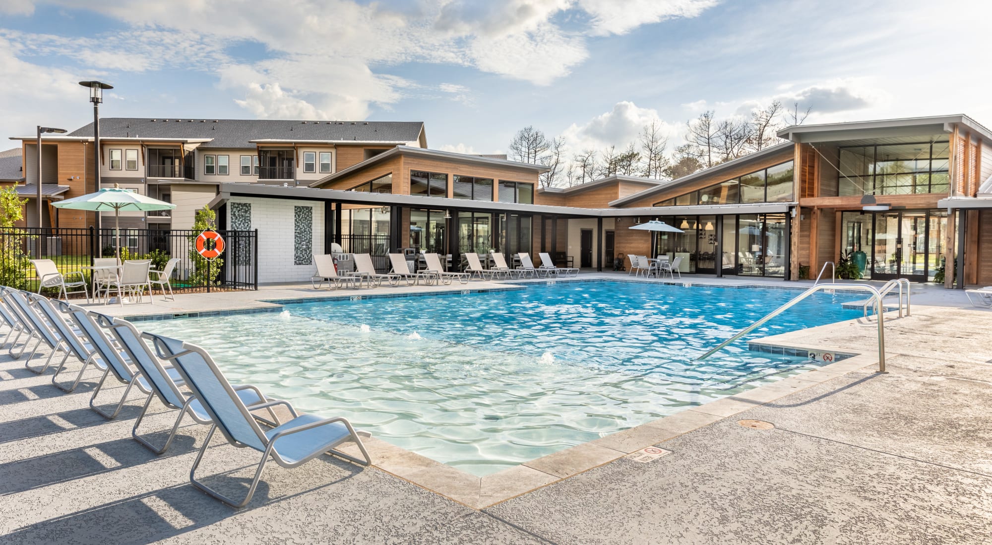 Apartments at Villa Westlake in Westlake, Louisiana