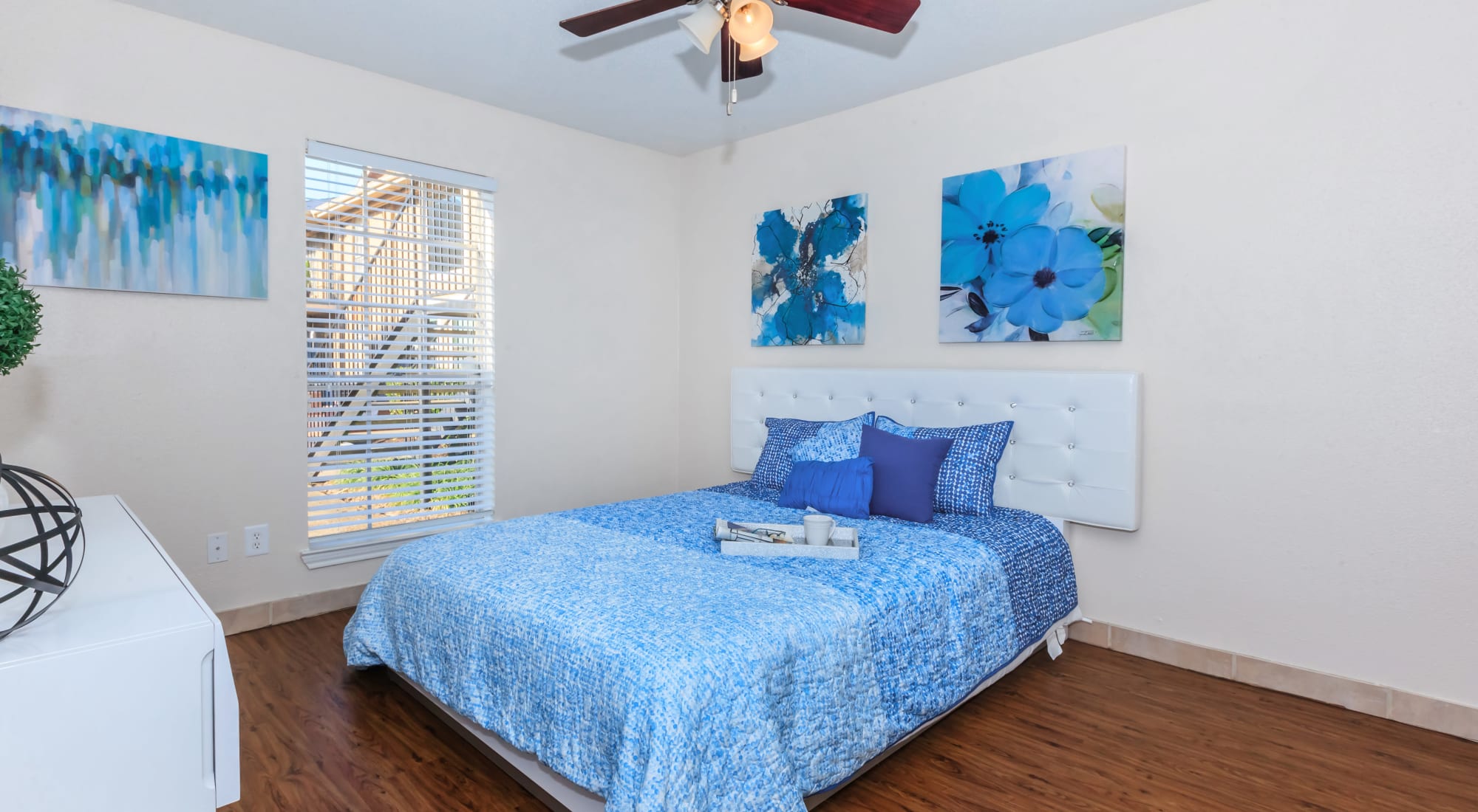 Webster Apartments Townhomes For Rent The Vibe At Clear Lake