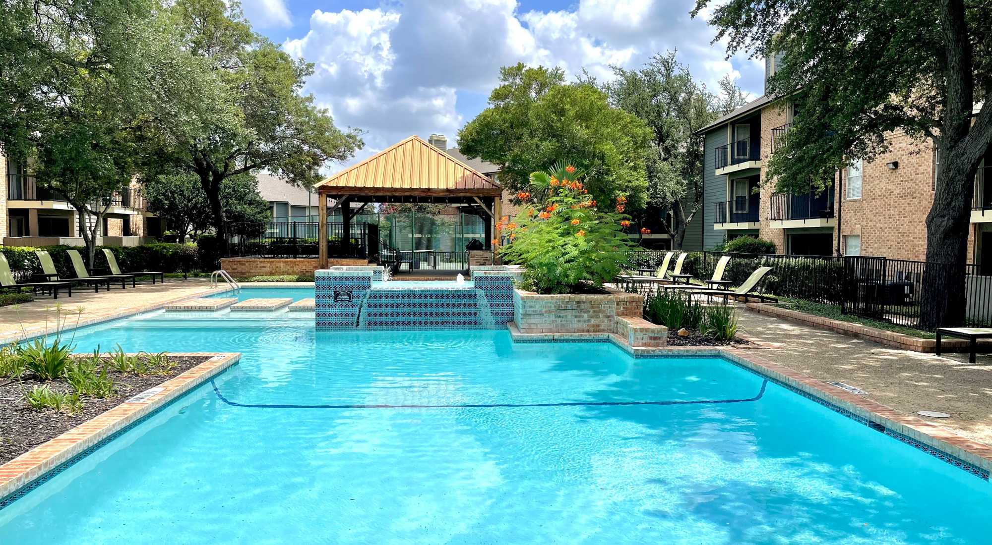 Modern Apartments at The Abbey at Copper Creek in San Antonio, Texas