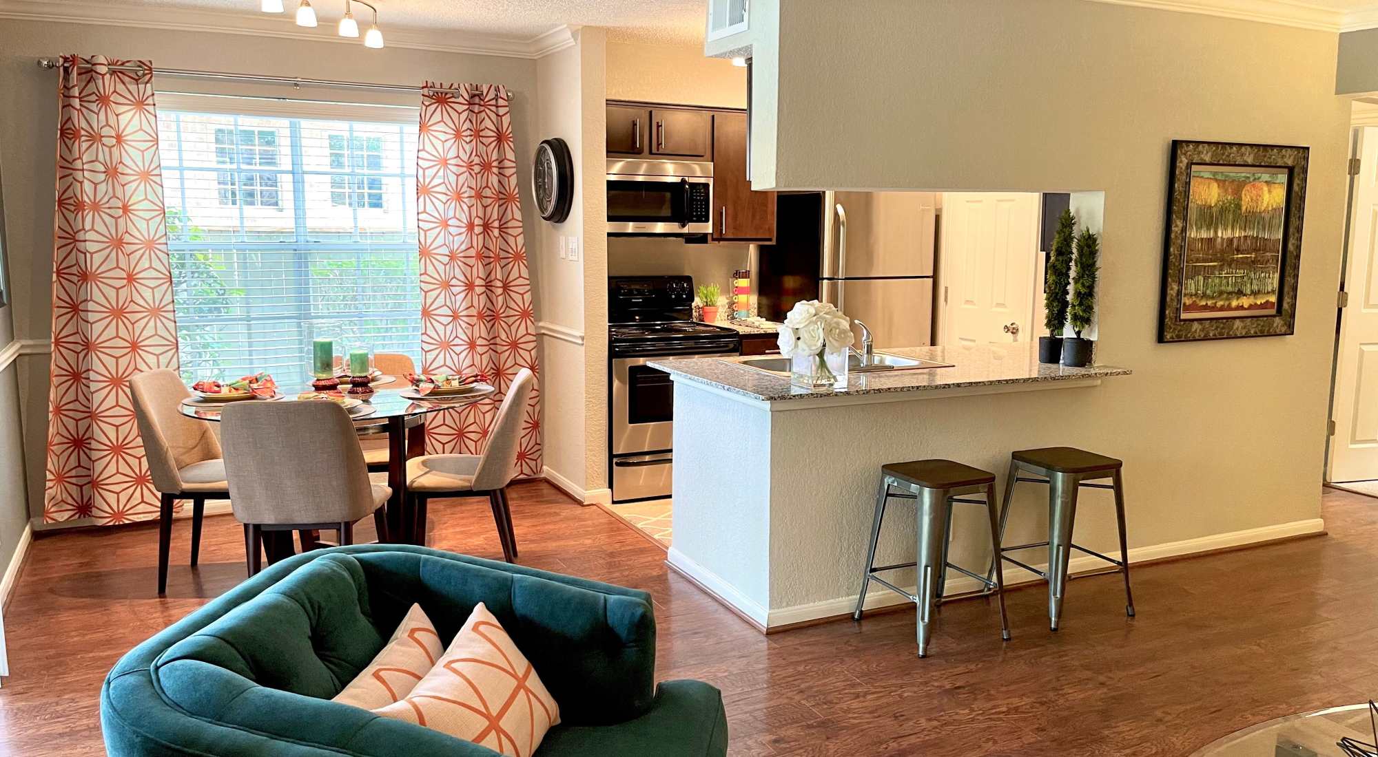 Modern Apartments at The Abbey at Copper Creek in San Antonio, Texas