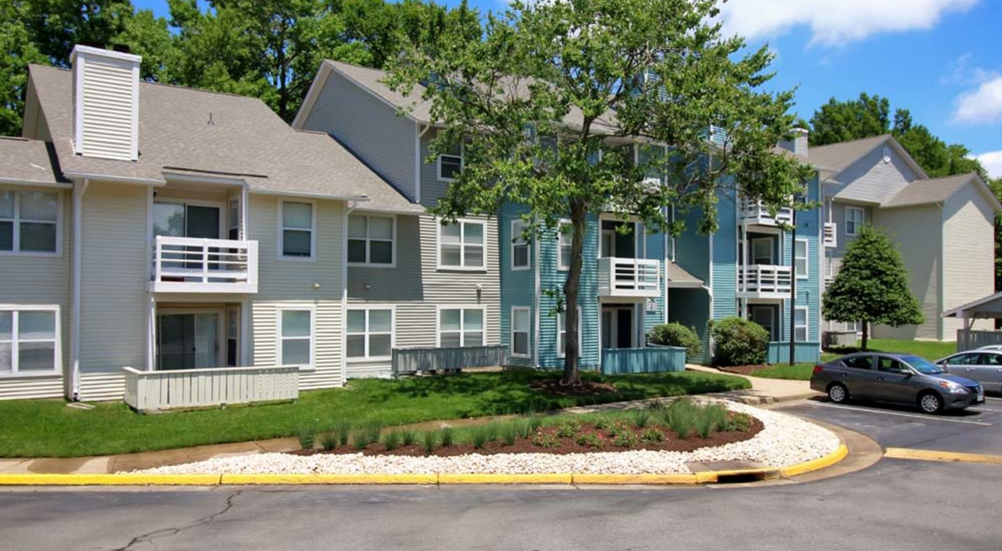Exterior view of the apartments at Runaway Bay Apartments in Virginia Beach, Virginia