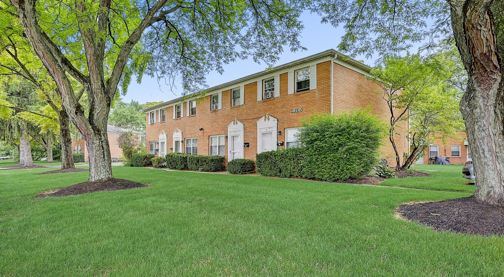 Neighborhood | Eden Brooke Townhomes in Columbus, Ohio