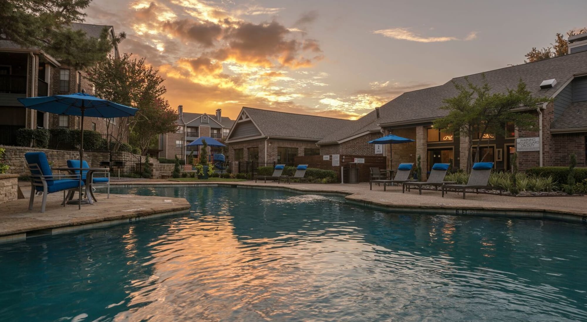 Amenities at Overlook at Bear Creek in Euless, Texas