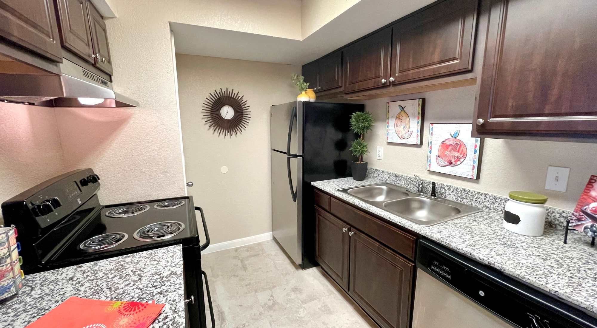 Modern Apartments at The Abbey at Conroe in Conroe, Texas