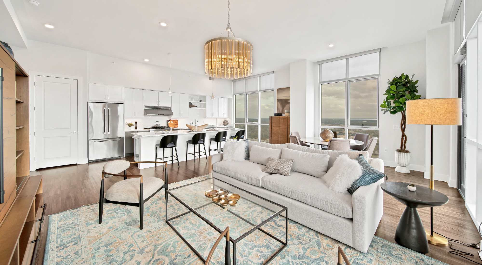 Lobby with plenty of seating at The Ellis in Charlotte, North Carolina