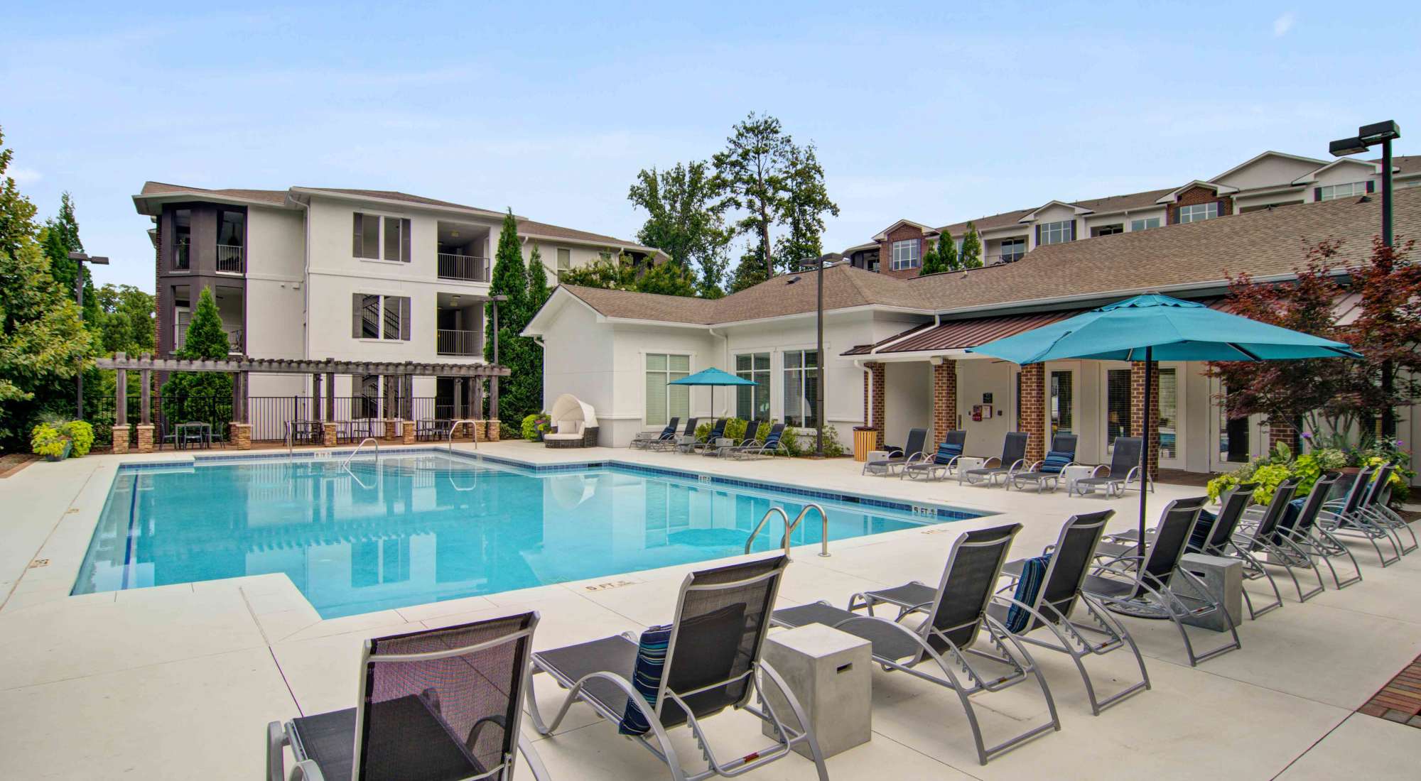 Amenities at Twenty25 Barrett in Kennesaw, Georgia