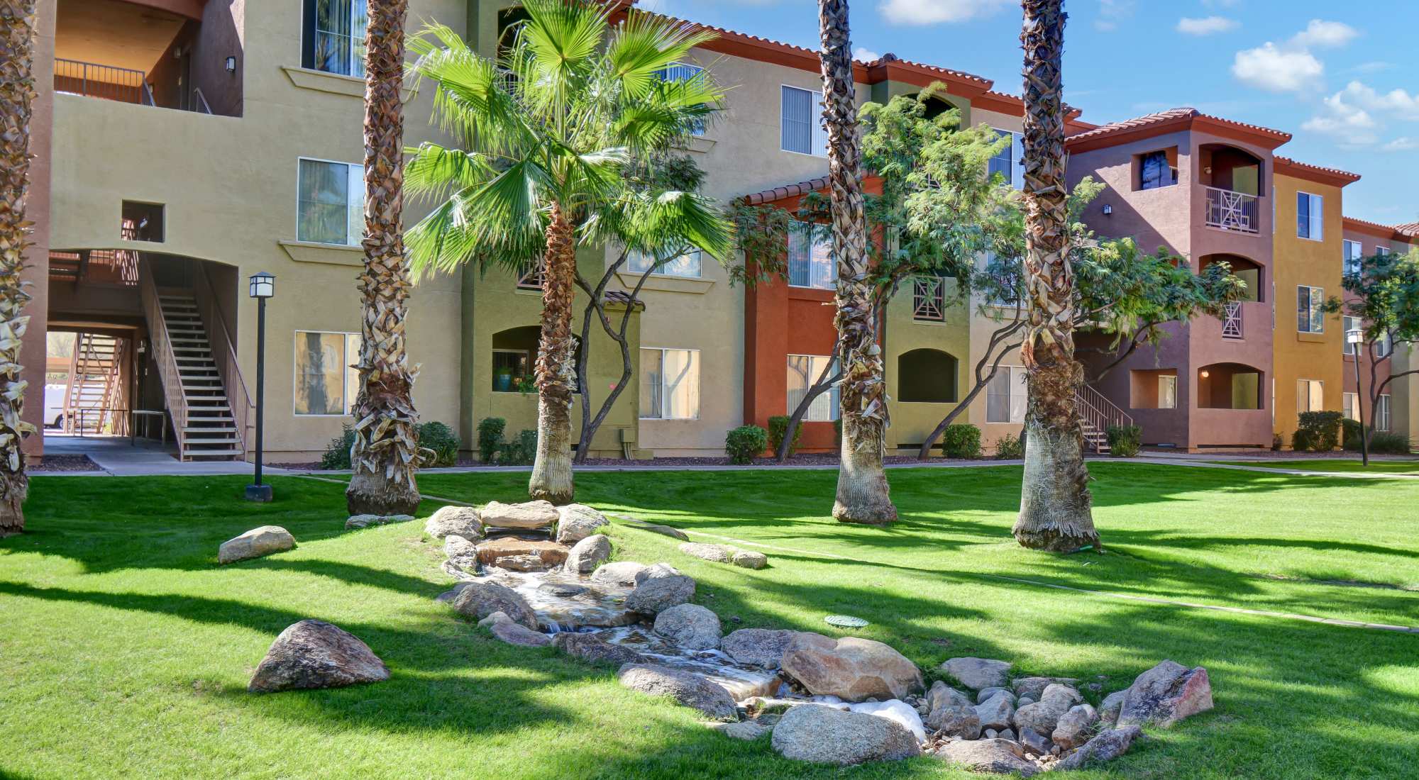 Amenities at La Serena at Toscana in Phoenix, Arizona