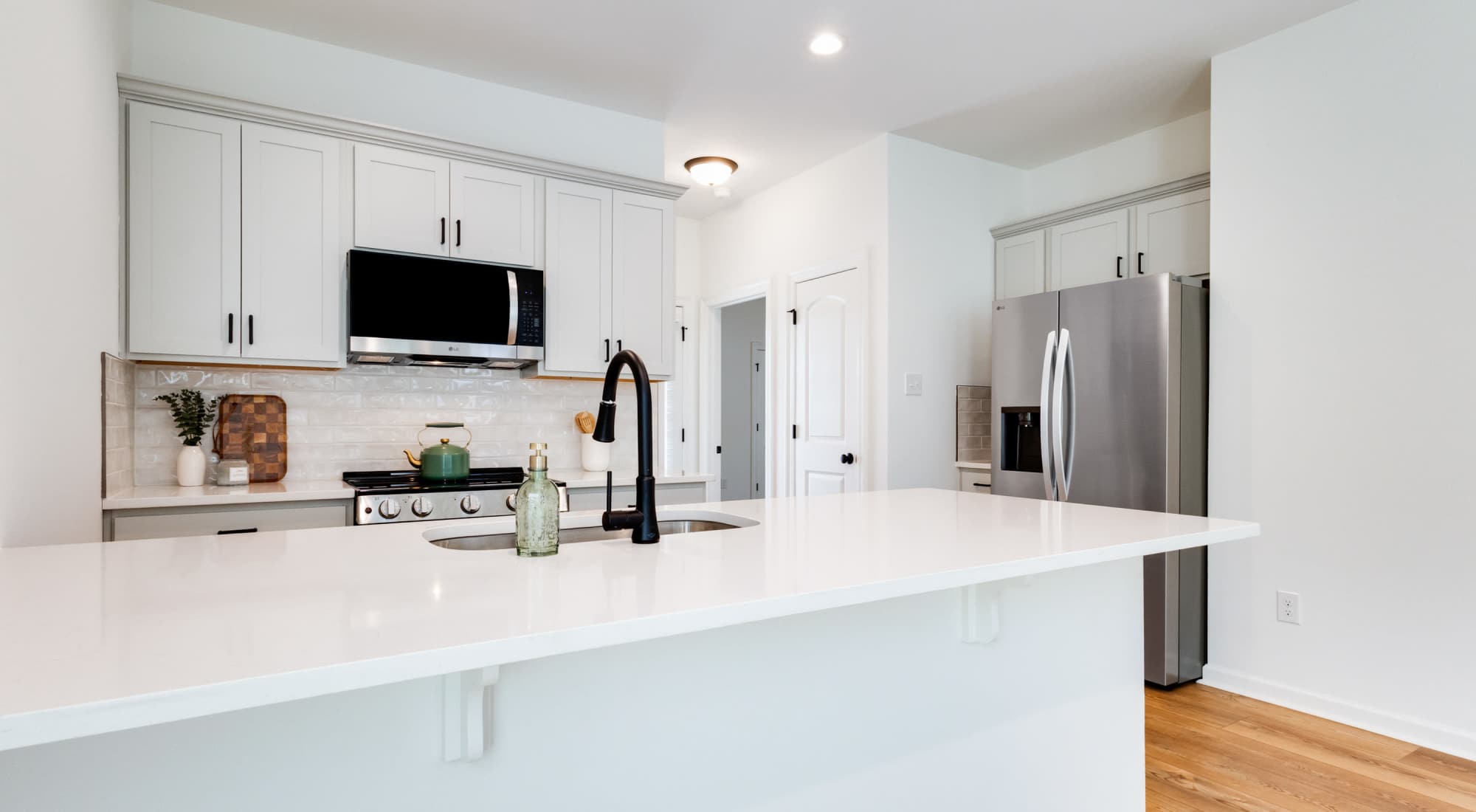 Amenities at Cottages at Creekview in Lafayette, Louisiana