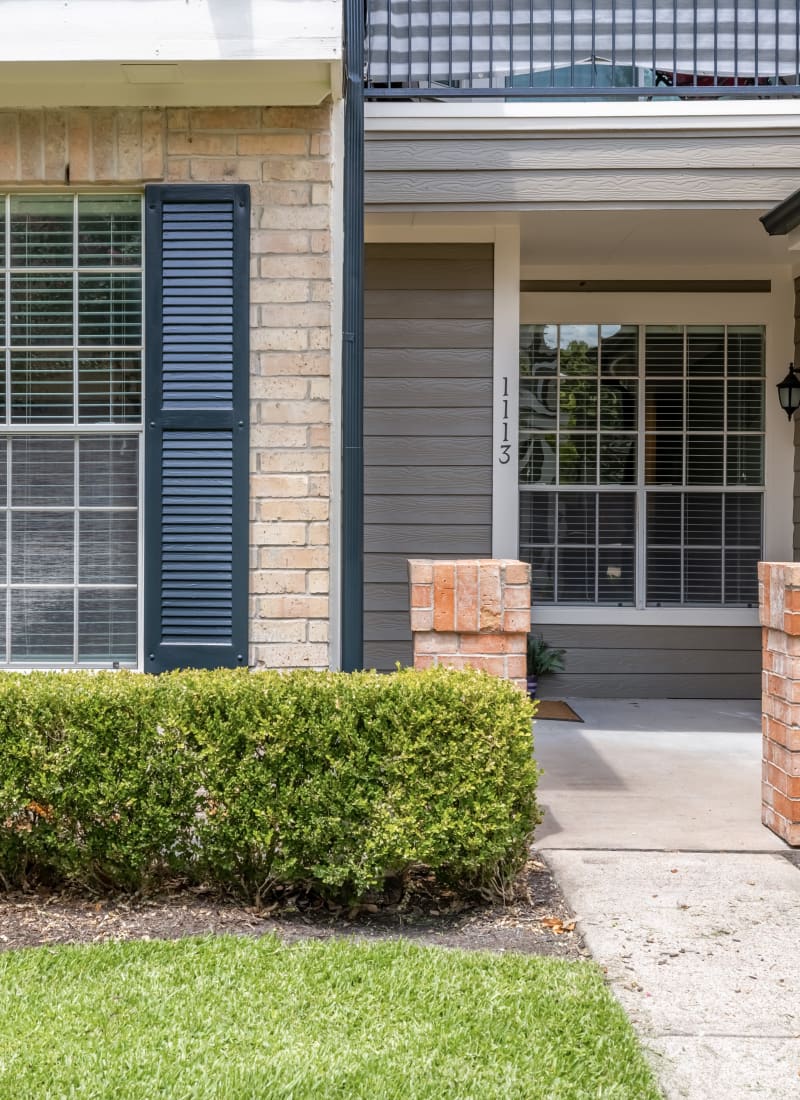 Residents walking path in Houston, Texas from Marquis at Westchase