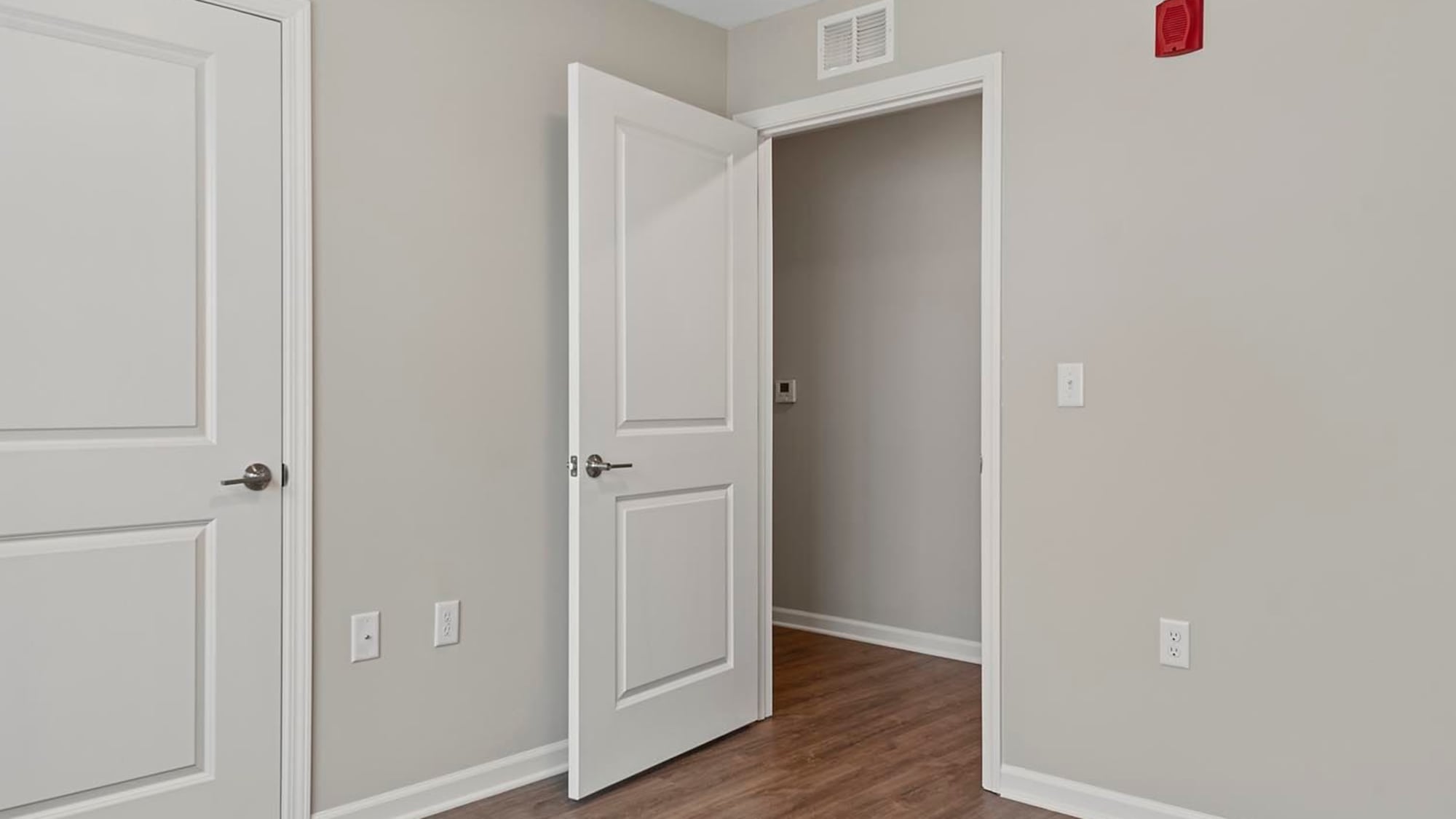 Bedroom at Parker Glen in Champaign, Illinois