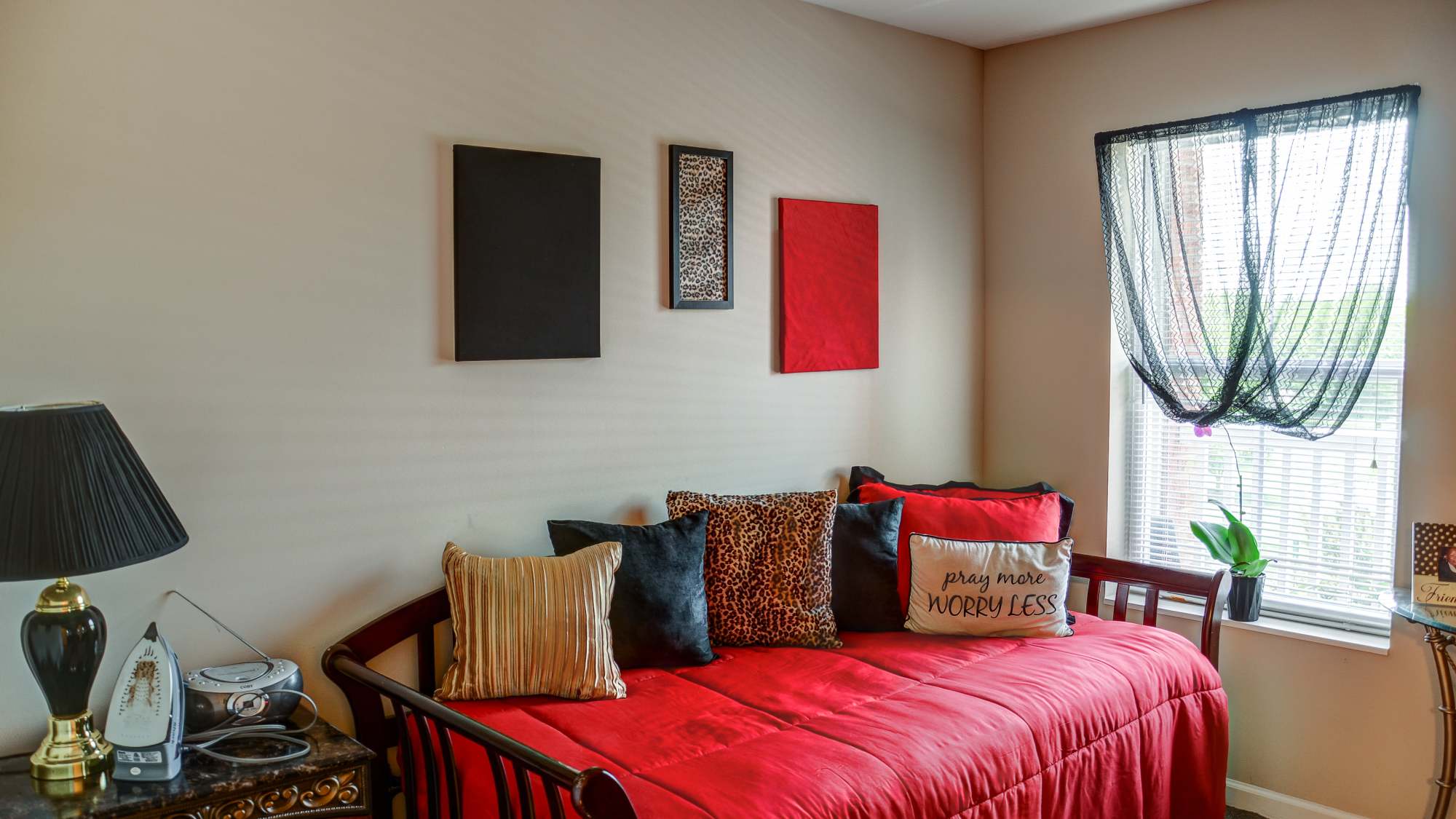 Cozy room at The Banks At Berkley in Norfolk, Virginia