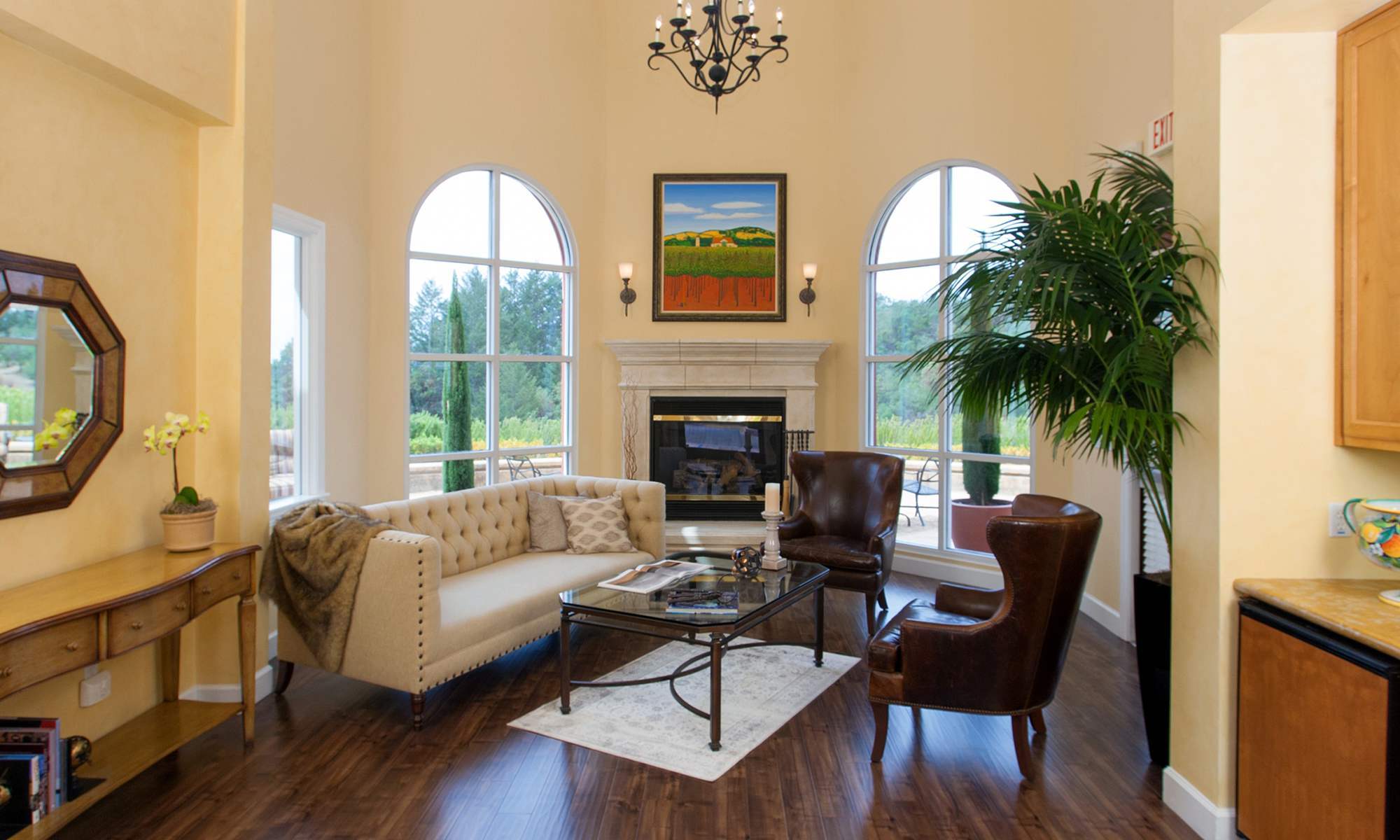 bright living space at The Overlook at Fountaingrove in Santa Rosa, California