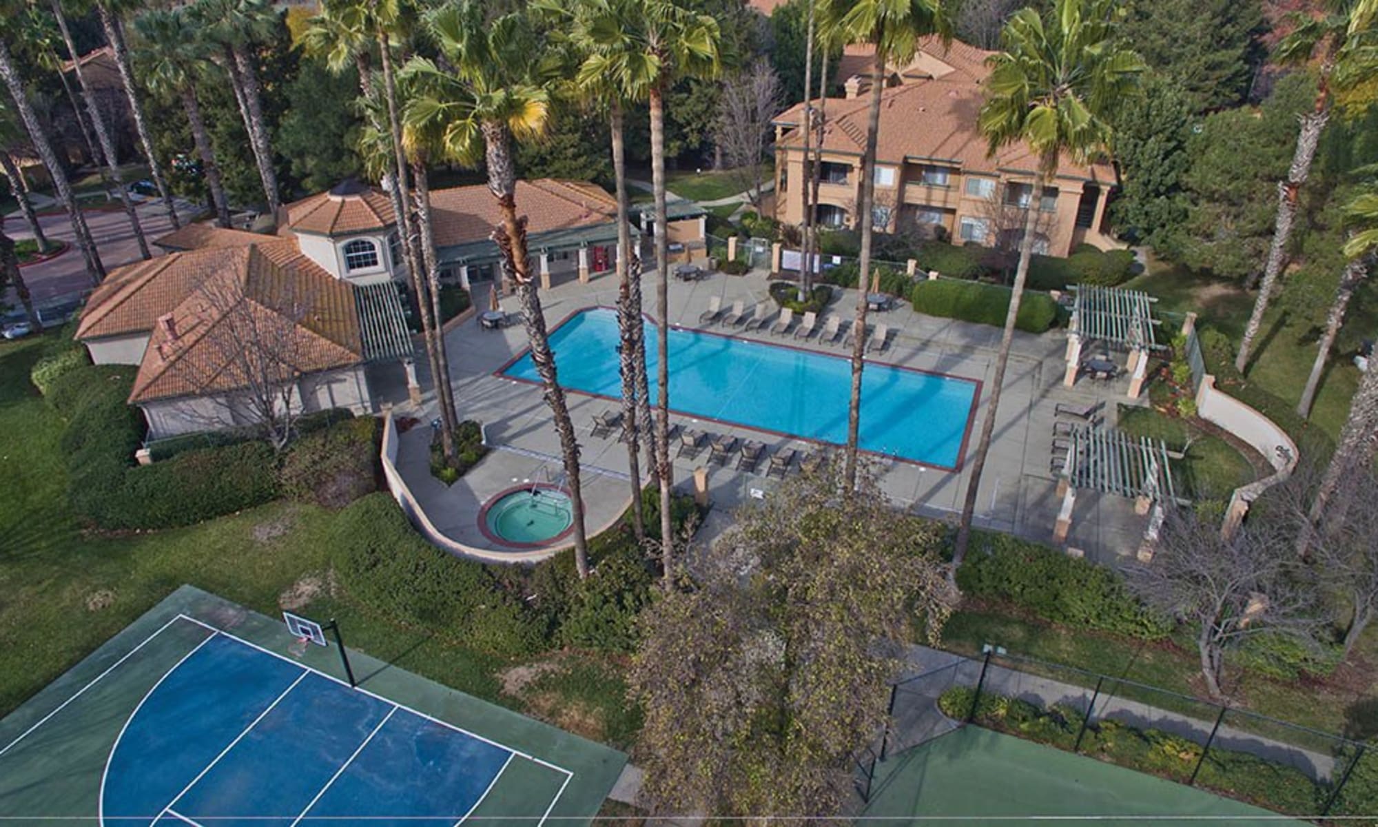 drone shot of the pool at Adagio in Sacramento, California