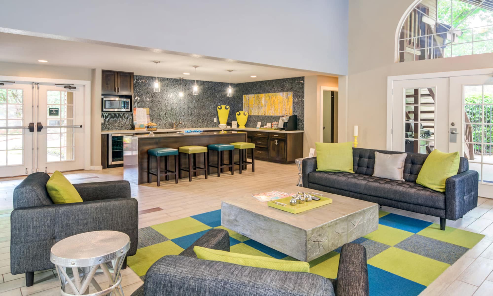 Apartments in Lake Oswego, OR