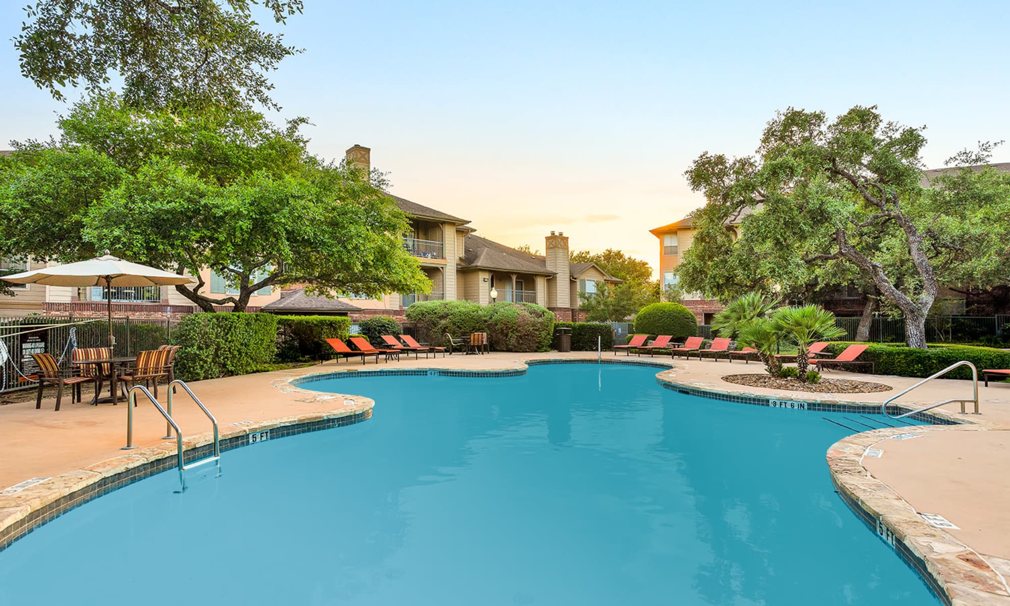 Apartments at The Estates of Northwoods in San Antonio, Texas