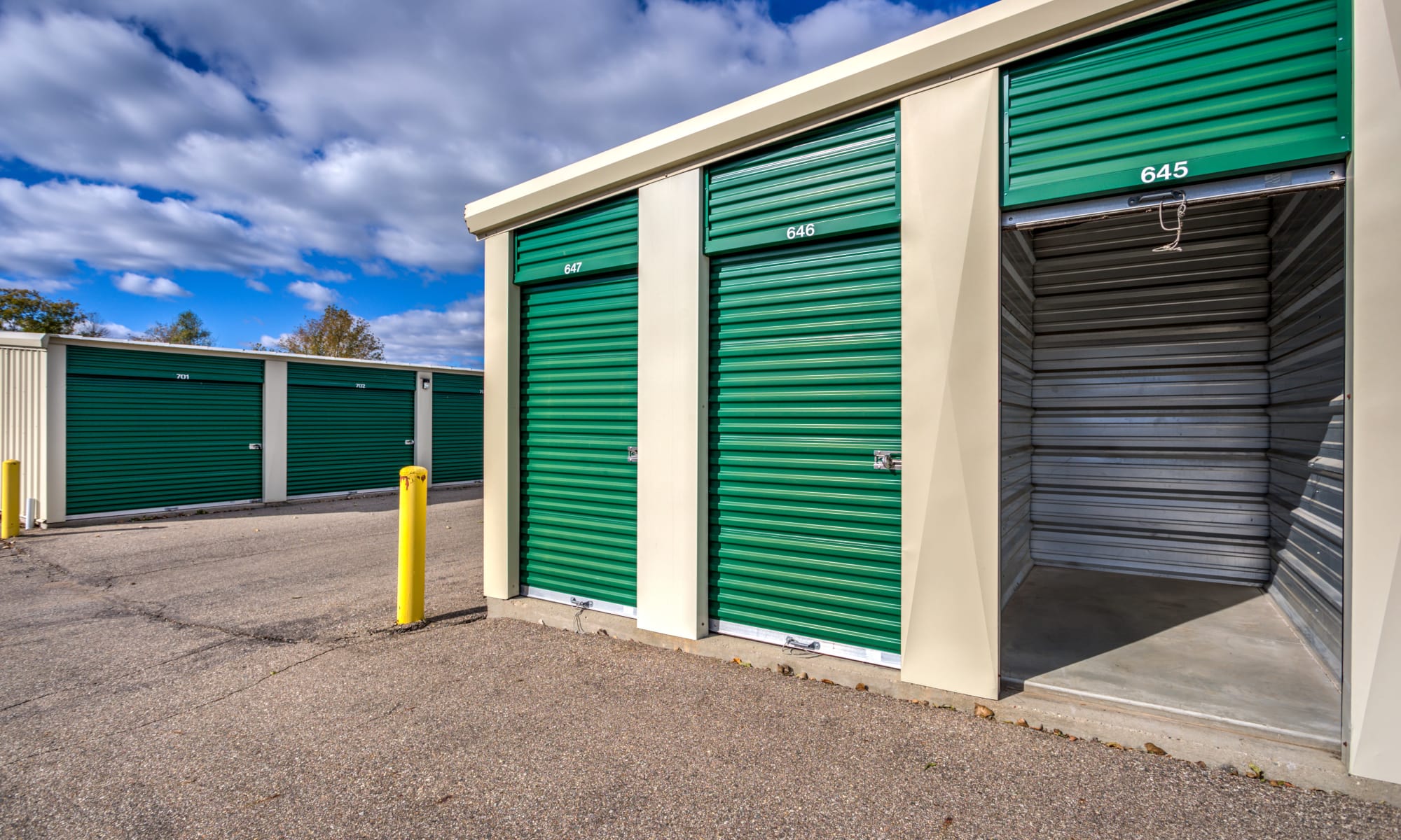 Storage in Fenton, Michigan at Citizen Storage