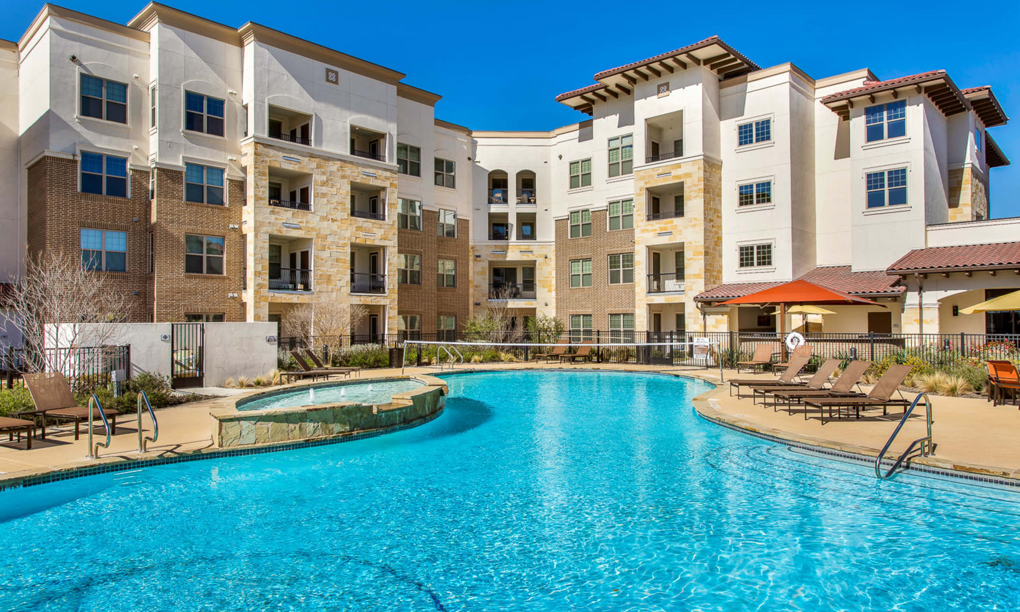 Apartments at Villas at the Rim in San Antonio, Texas