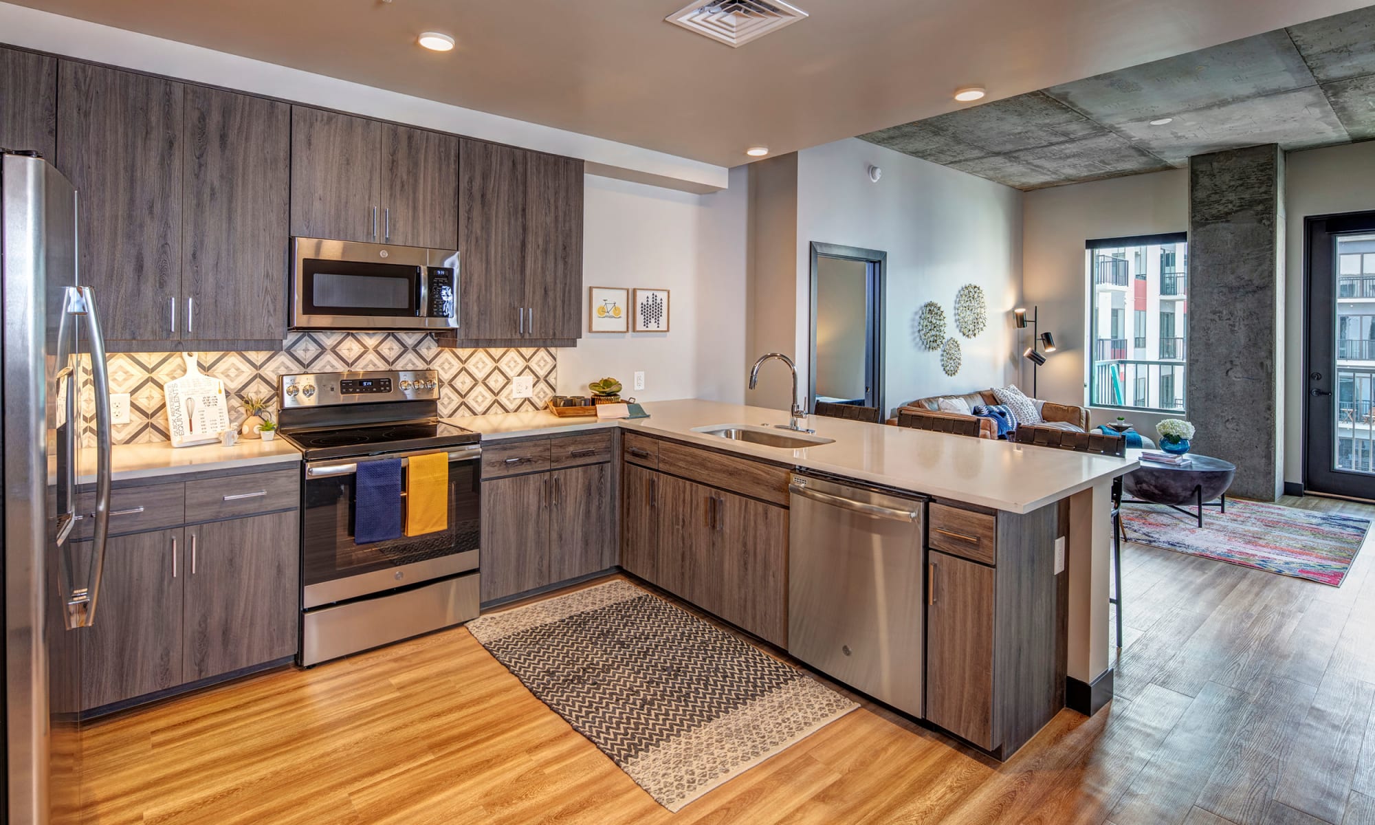 Downtown Tempe, AZ Apartments | The Local Apartments