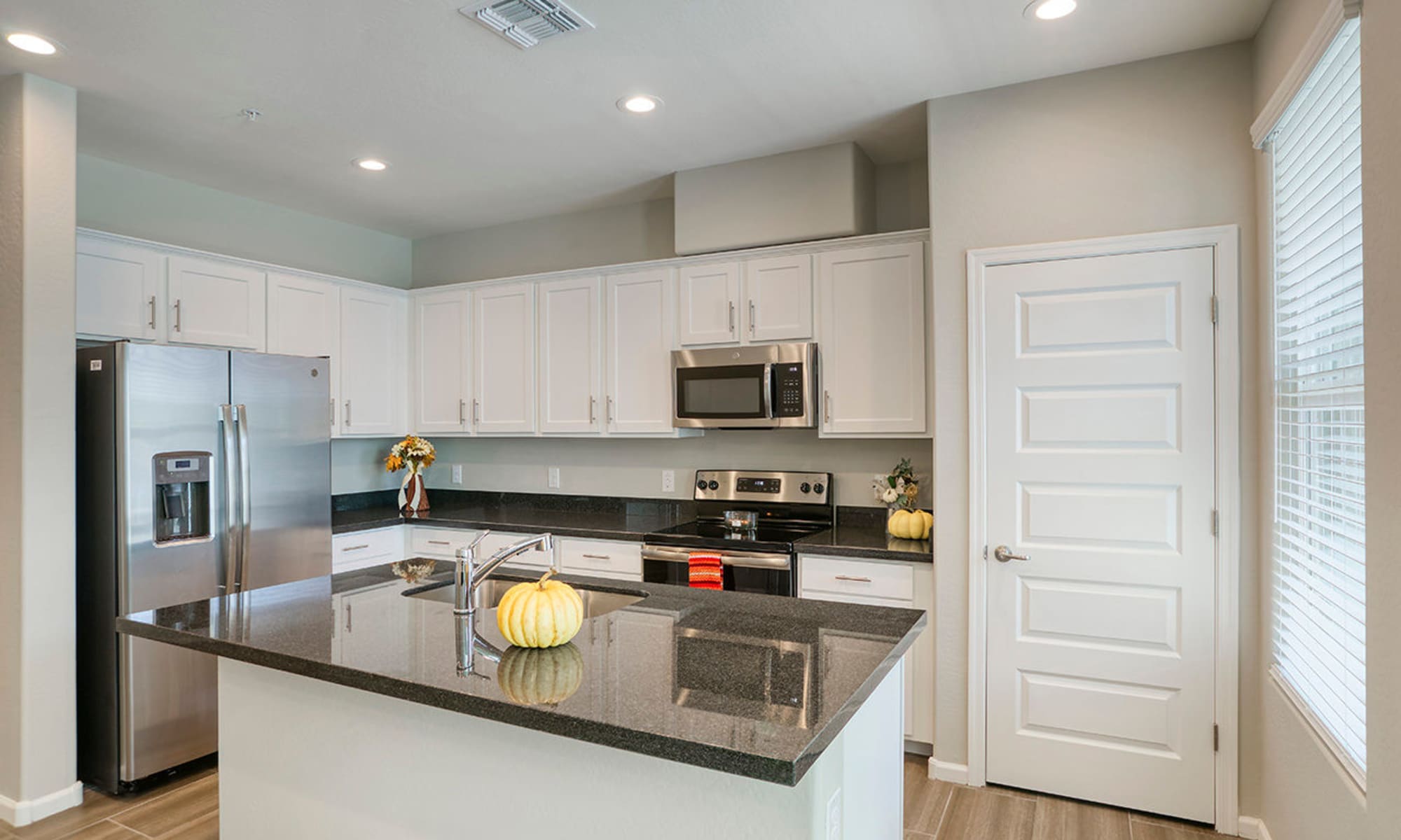 BB Living at Val Vista Townhomes in Gilbert, Arizona