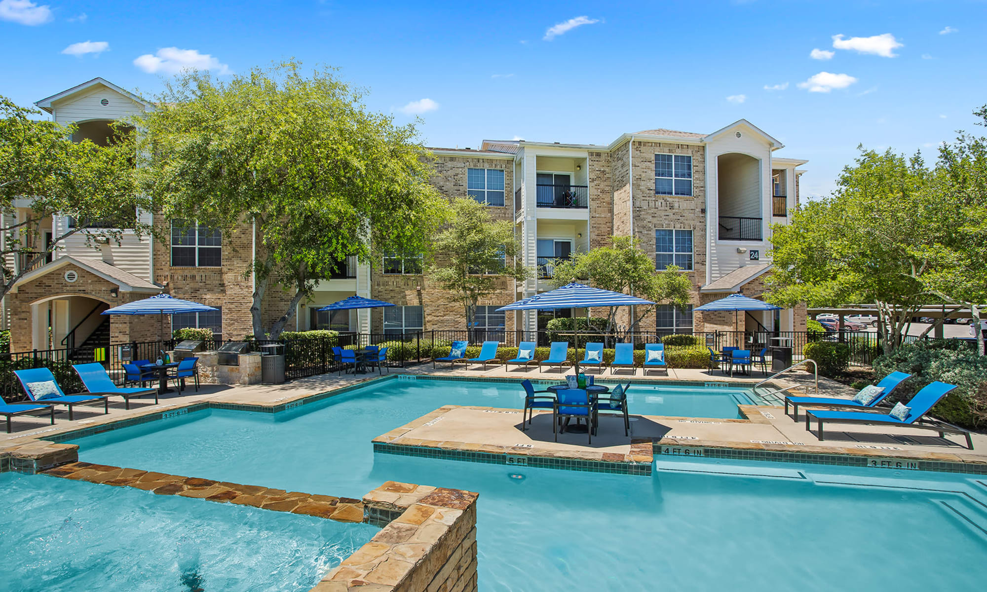 Apartments and Townhomes in San Antonio, Texas