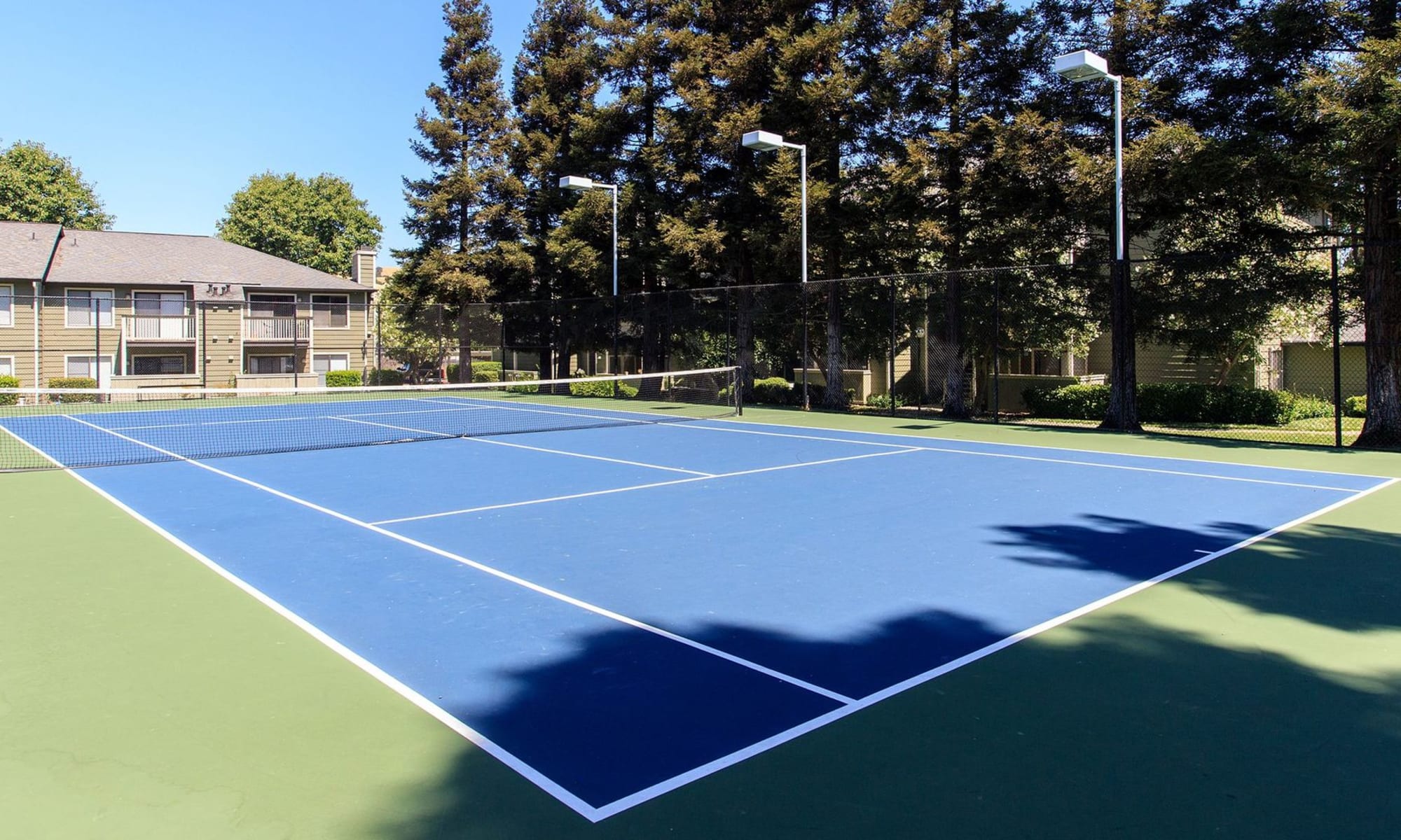 tennis court at The Pointe Apartments in Fairfield, California