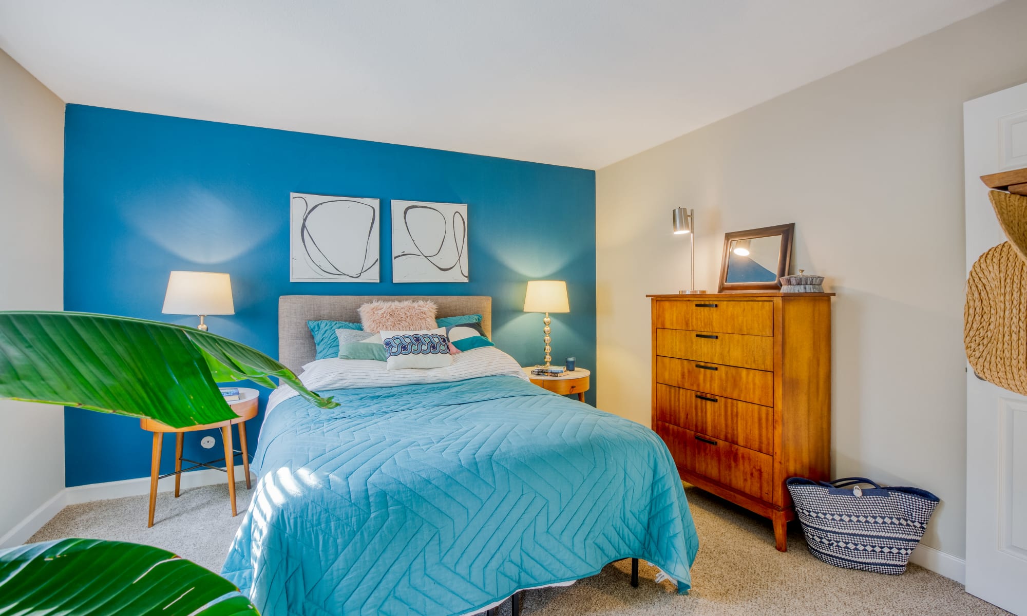 bedroom with blue wall at Birchwood in Sunnyvale, California