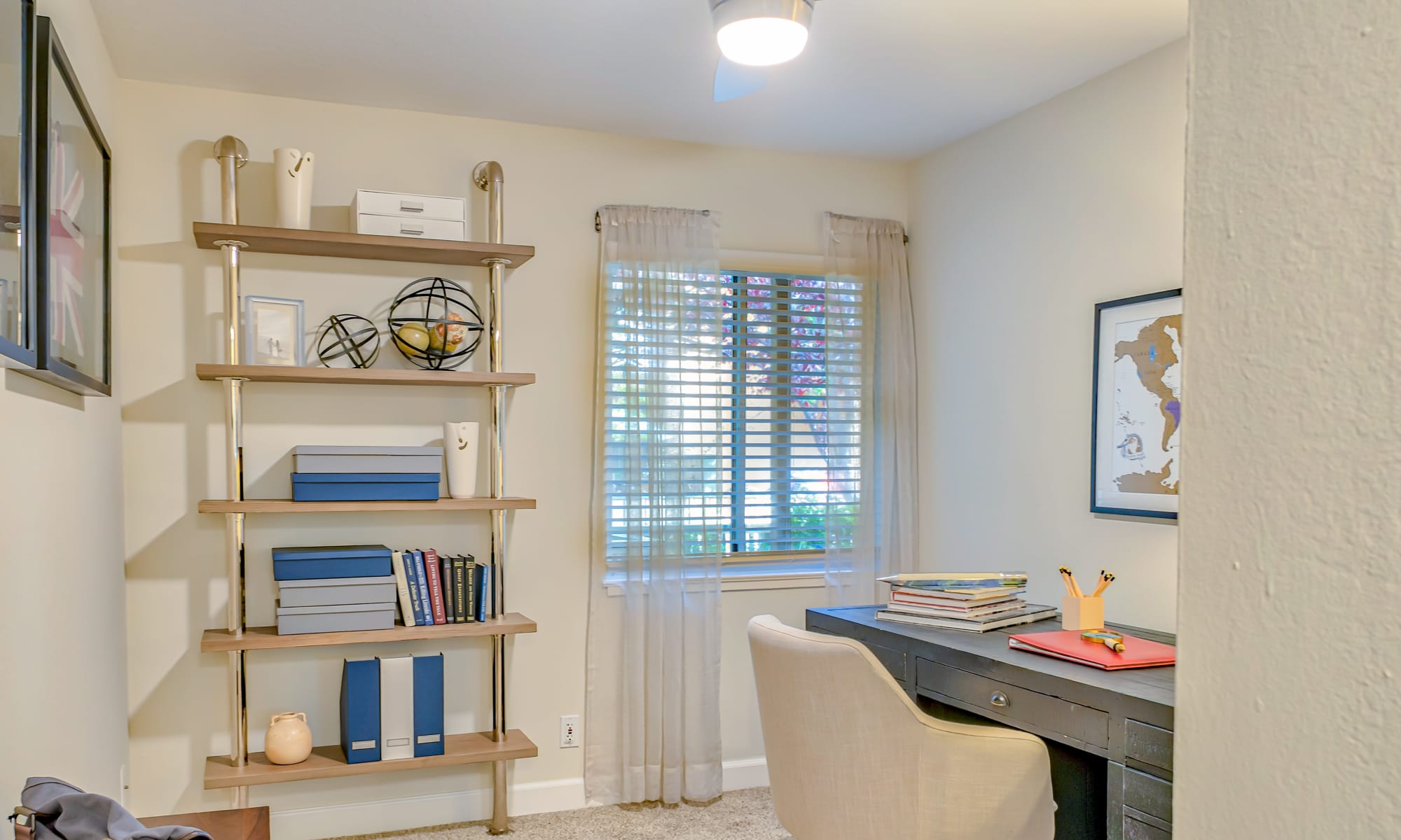 office space or bedroom at Greenpointe Apartment Homes in Santa Clara, California