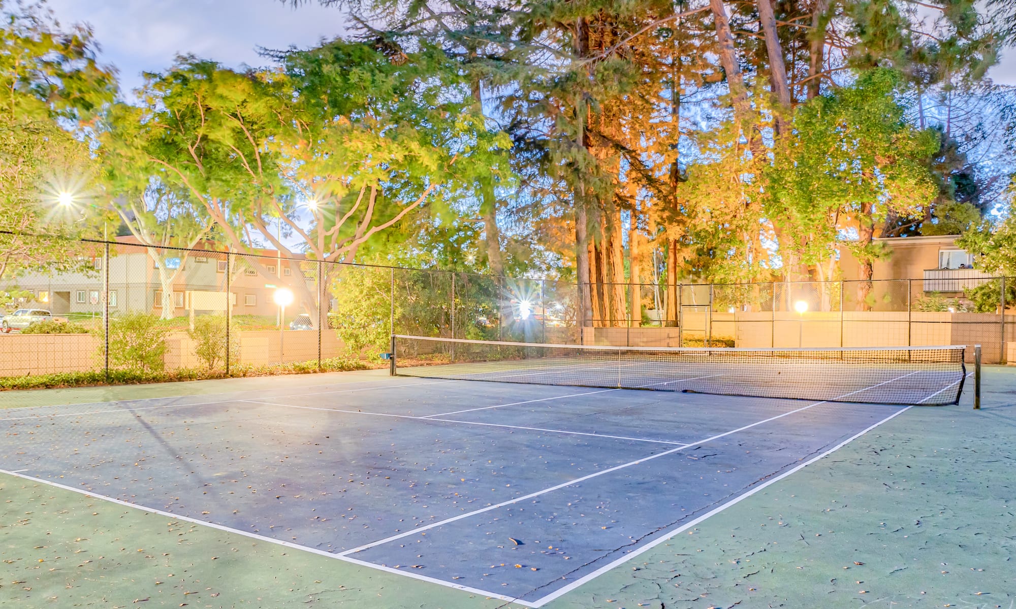 tennis court at Greenpointe Apartment Homes in Santa Clara, California