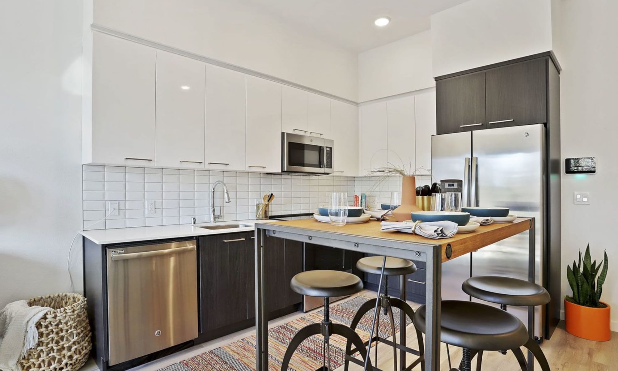 kitchen island at Q19 Apartments in Sacramento, California