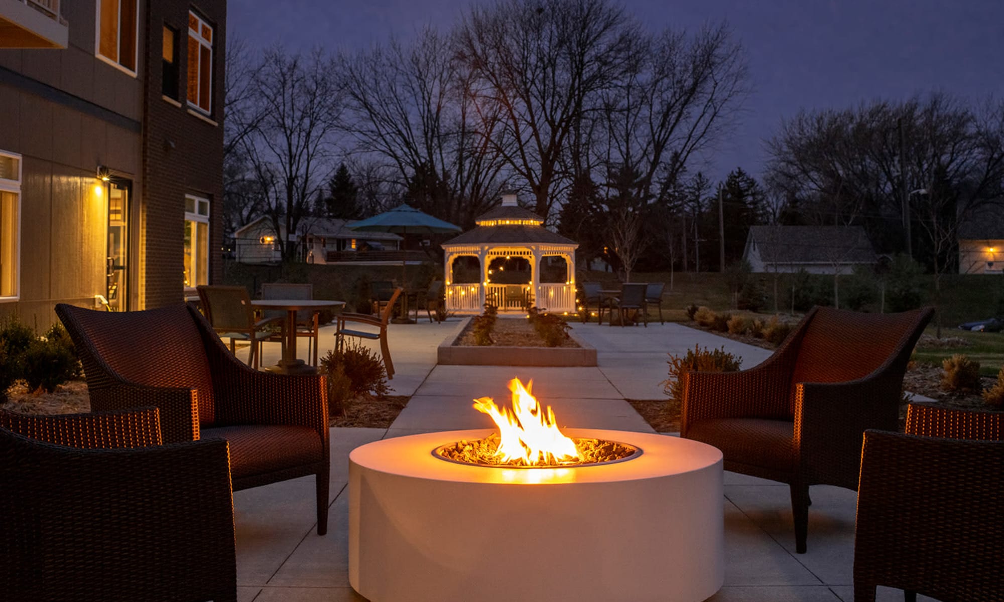 Outdoor Lounge, Firepit at Broadwell Senior Living in Plymouth, Minnesota
