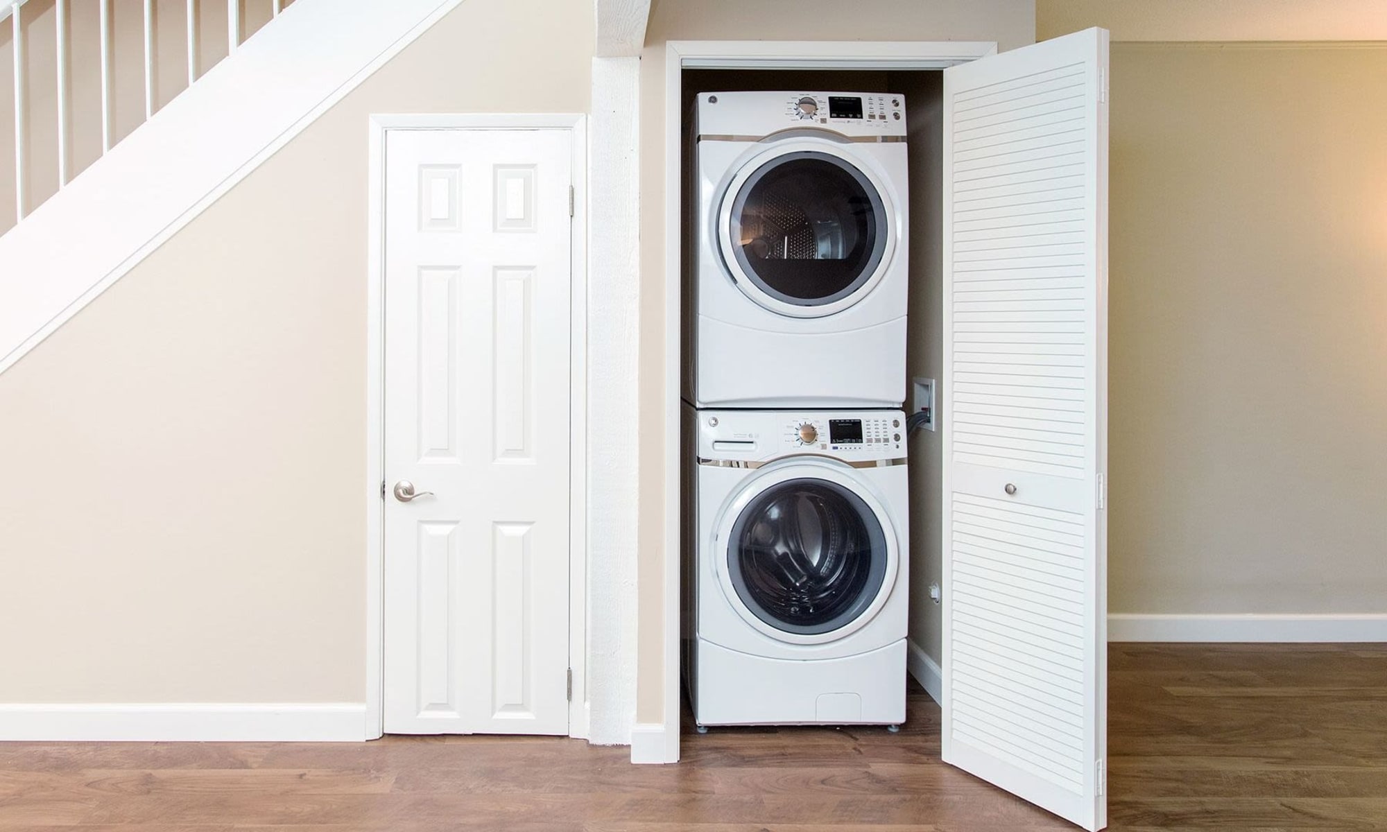 Stack washer and dryer at Madera Valley in Corte Madera, California