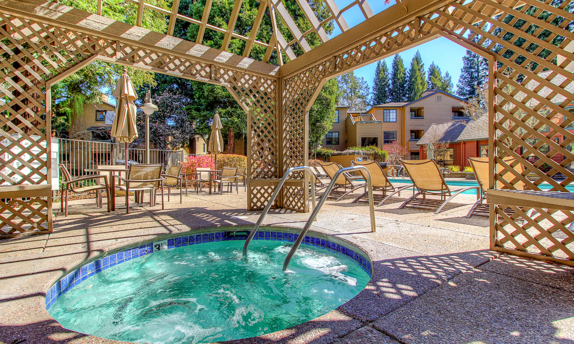 Hot tub at Shadow Creek Apartments in Santa Rosa, California