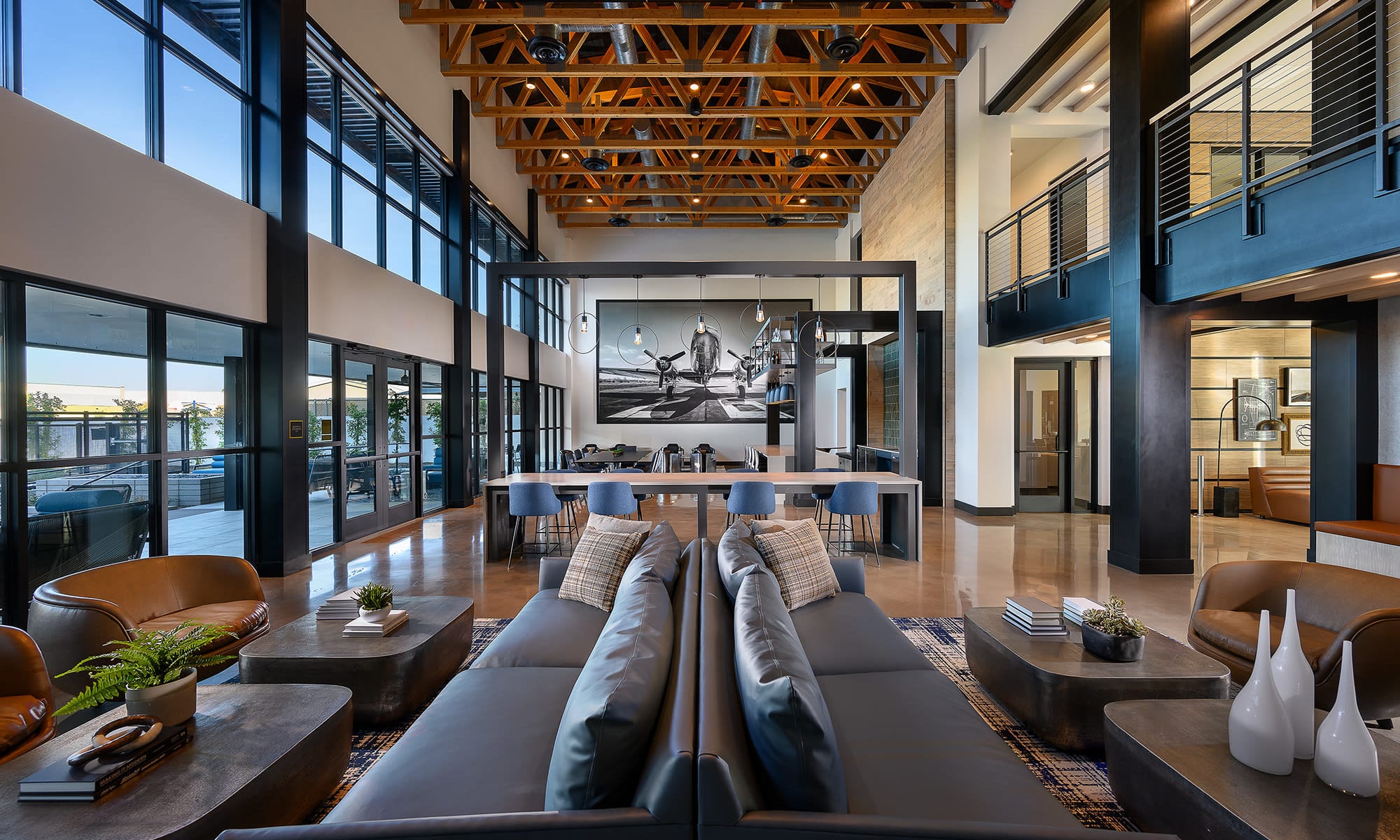 Hangar 44: Luxury Apartments for Rent in Phoenix, AZ