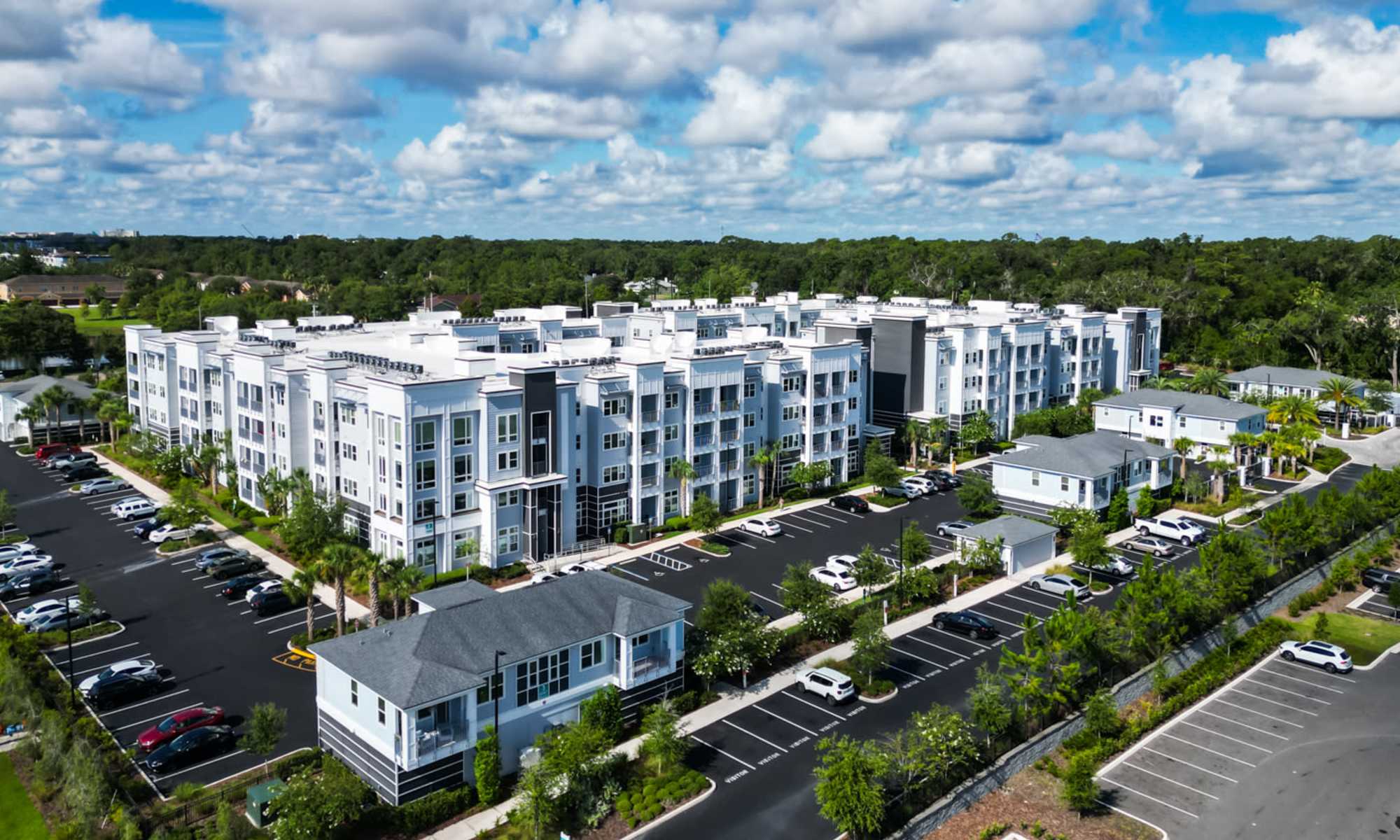 Neighborhood near Viridian Reserve in Sanford, Florida