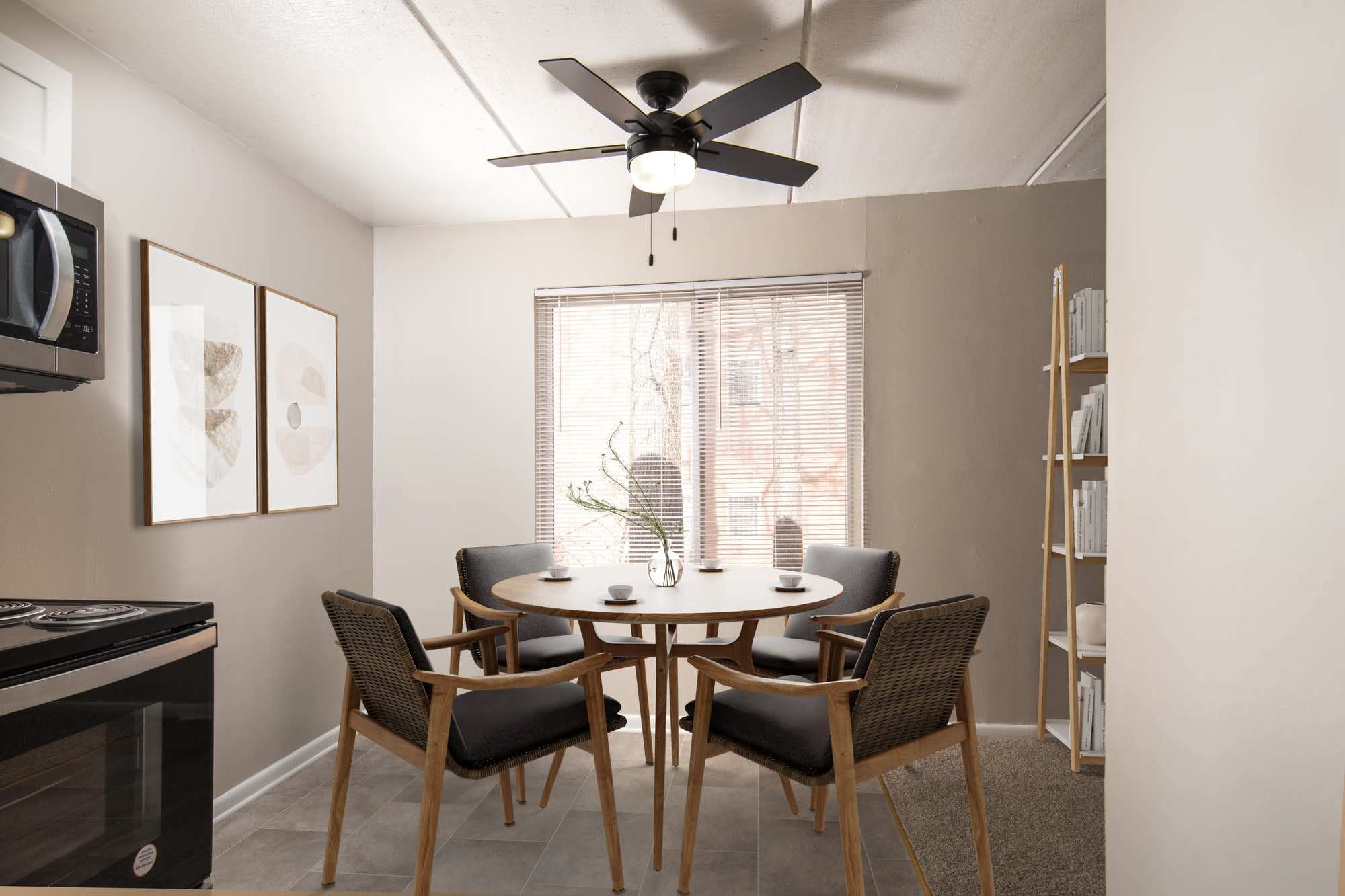 dining room at Westover Pointe in Wilmington, Delaware