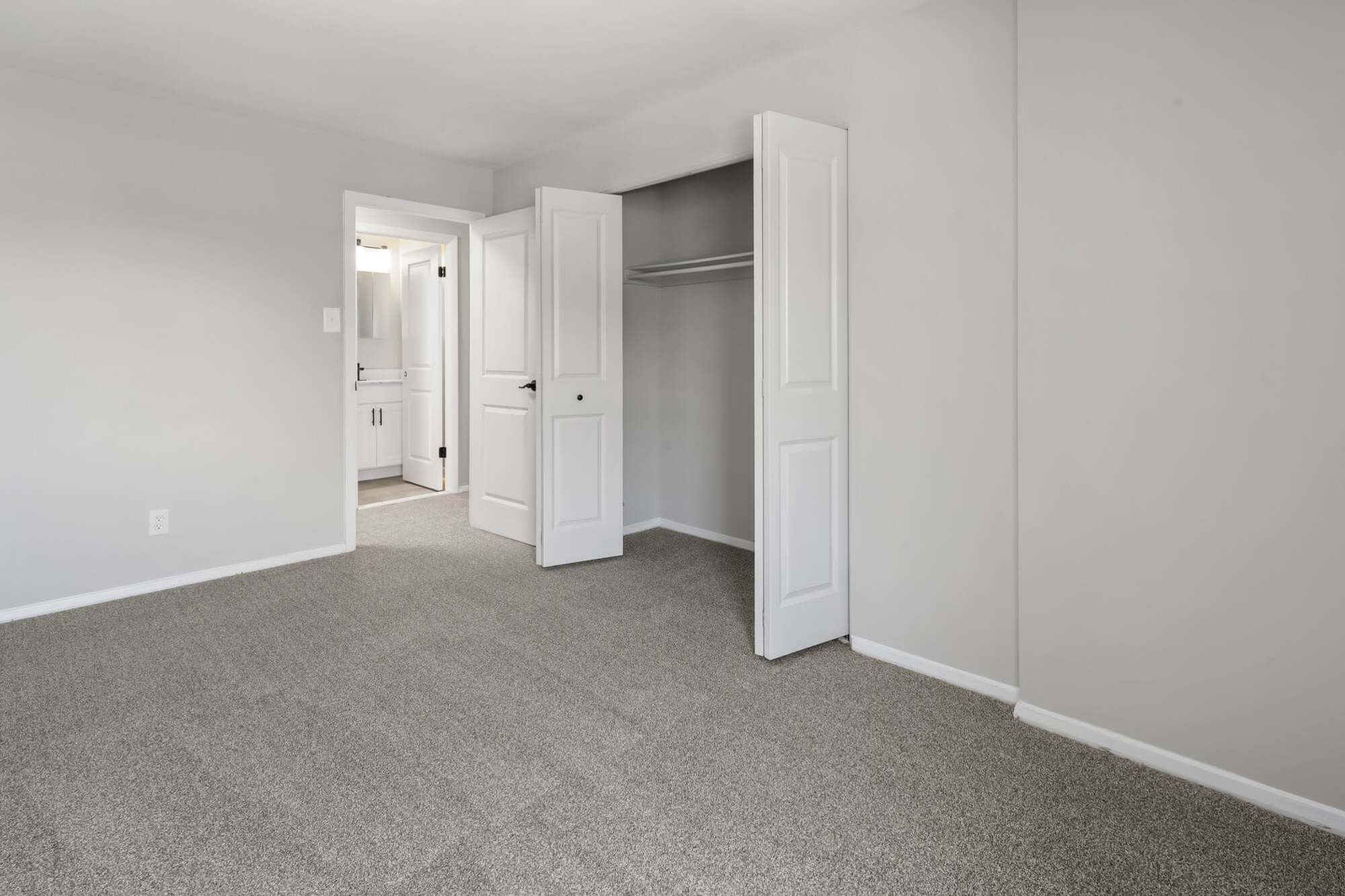bedroom at Greenspring in York, Pennsylvania