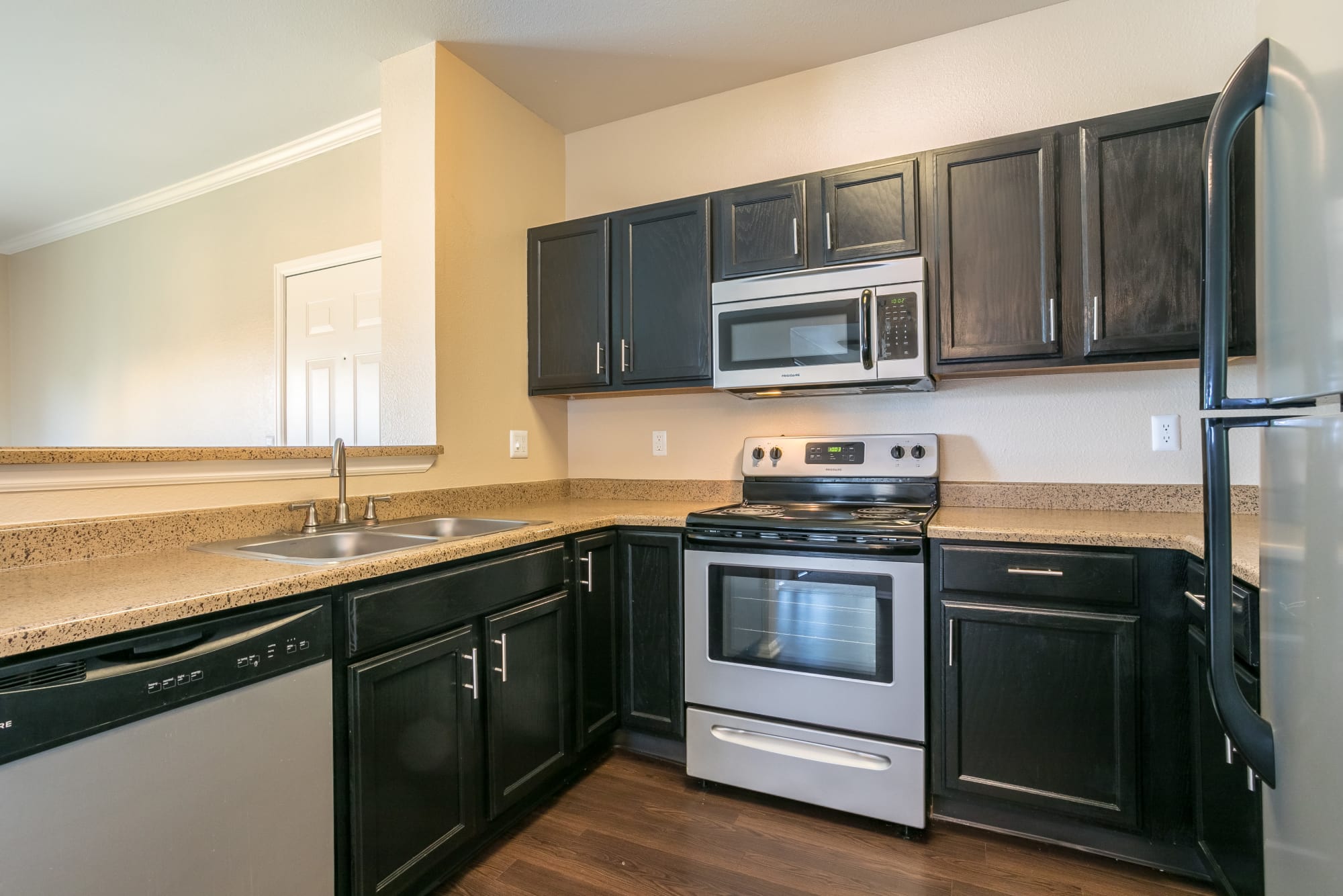 Photos Westridge Apartments in Aurora, CO