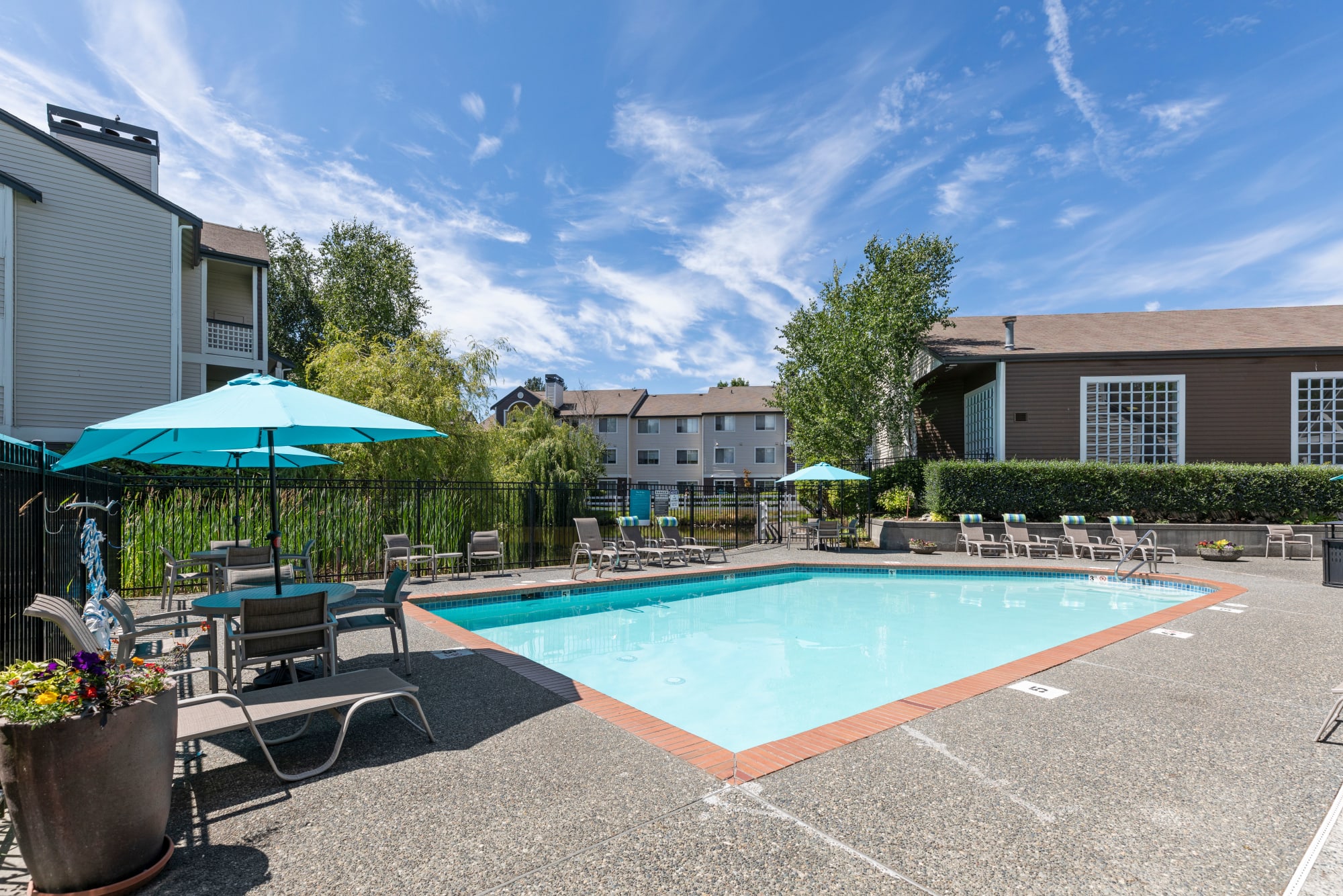 Photos of Olin Fields Apartments in Everett, Washington