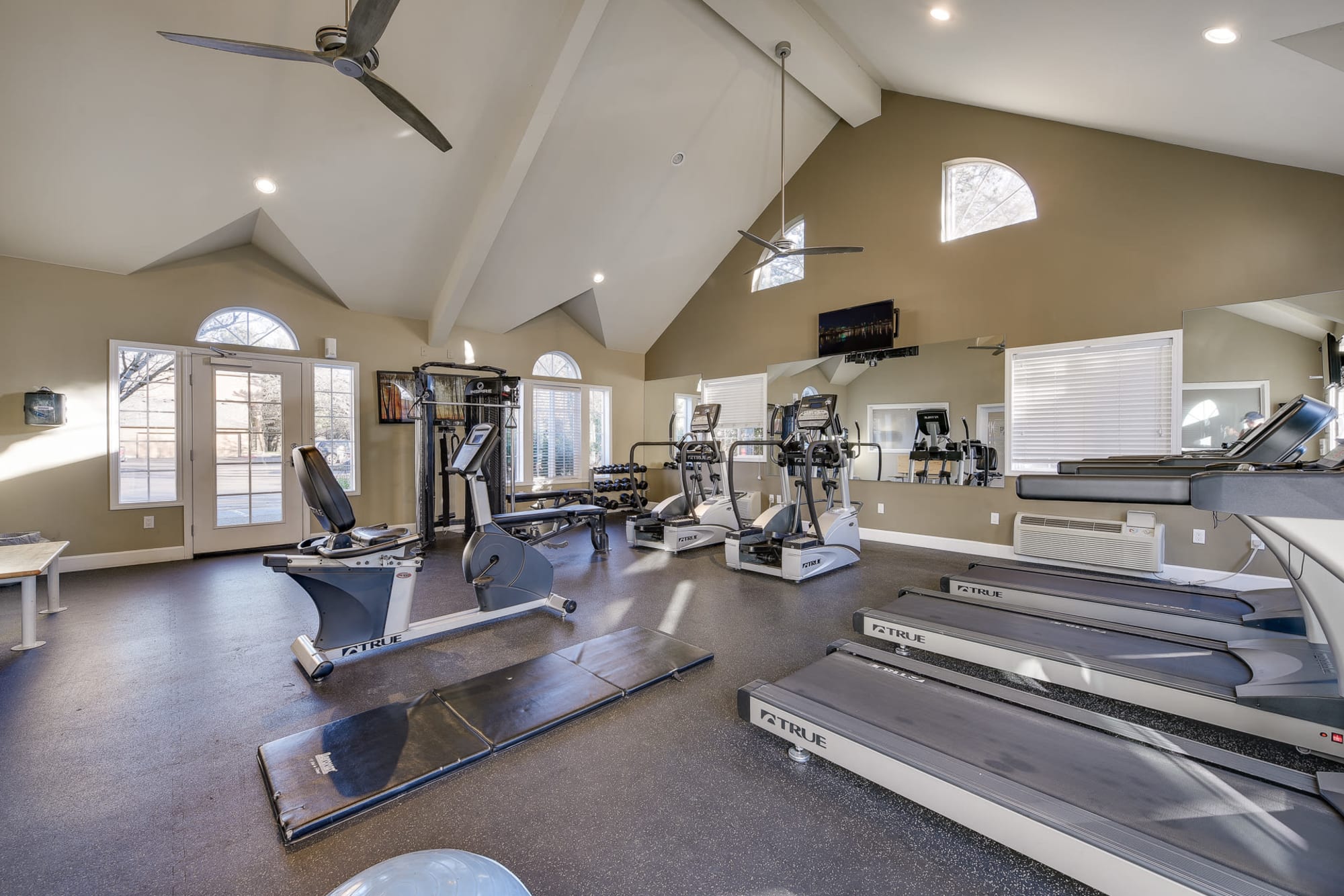 Fully-equipped fitness center at Renaissance at 29th Apartments in Vancouver, Washington