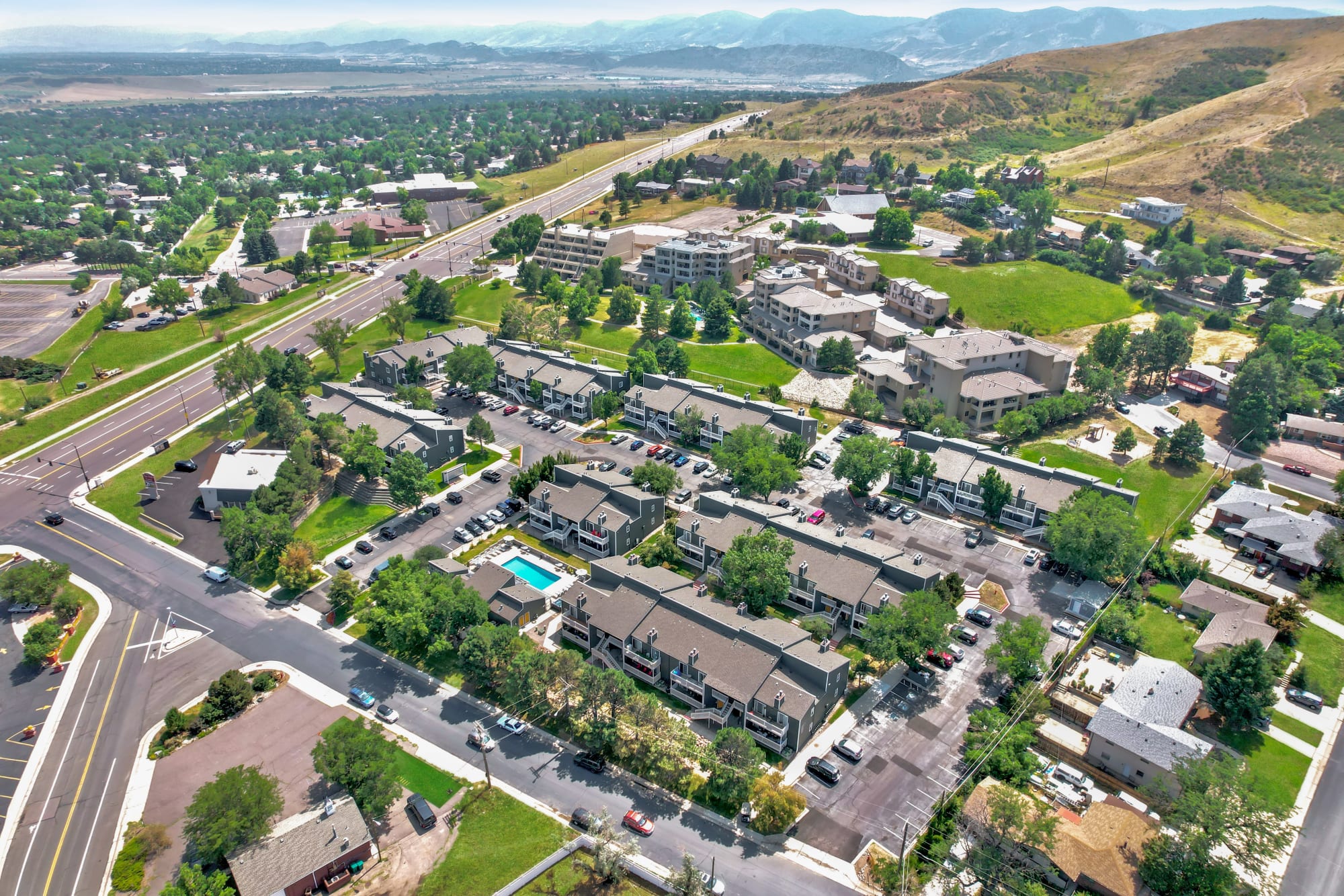 An aerial view of the property and surrounding areas at Bluesky Landing Apartments in Lakewood, Colorado