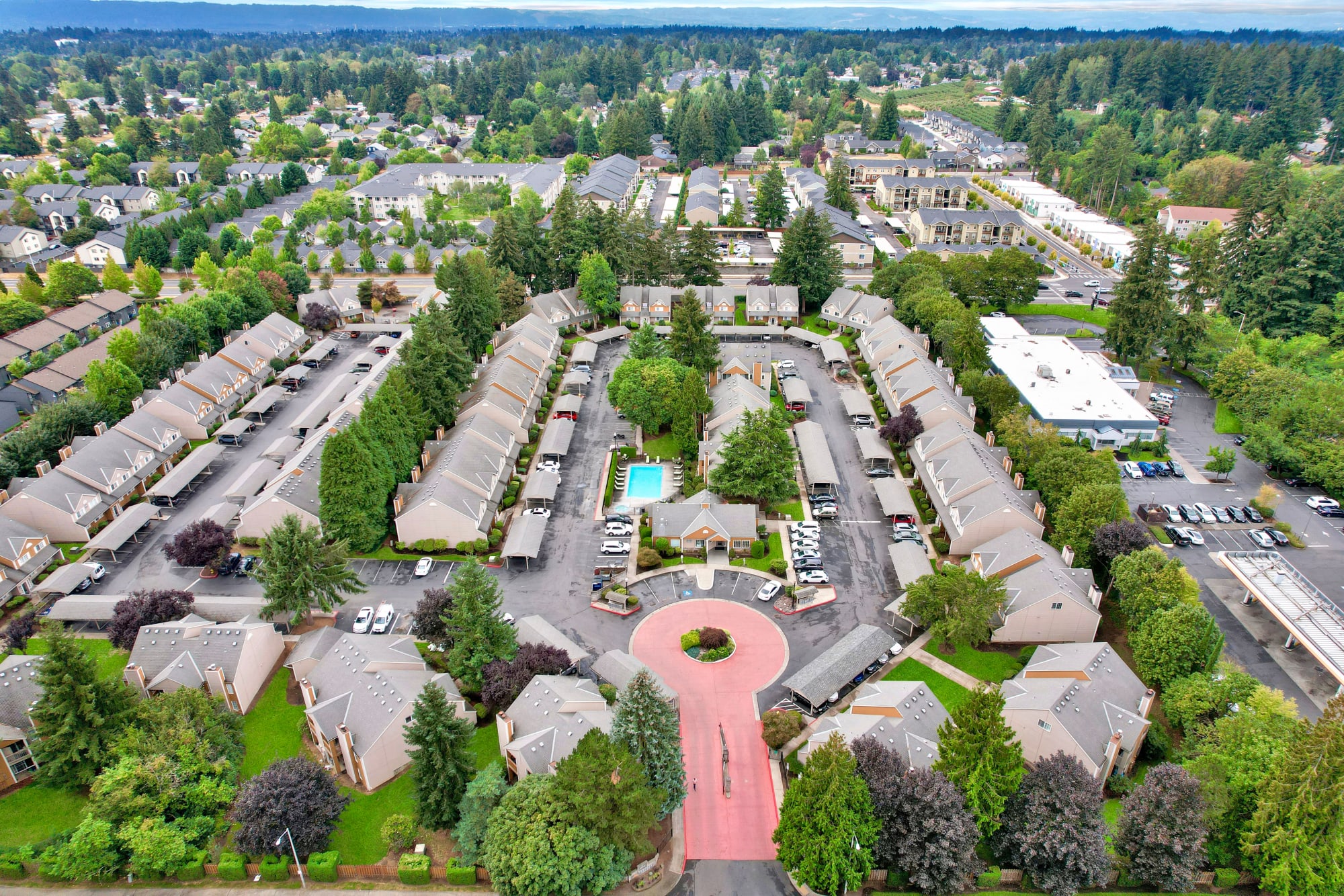 An aerial photo of the property at Carriage House Apartments in Vancouver, Washington