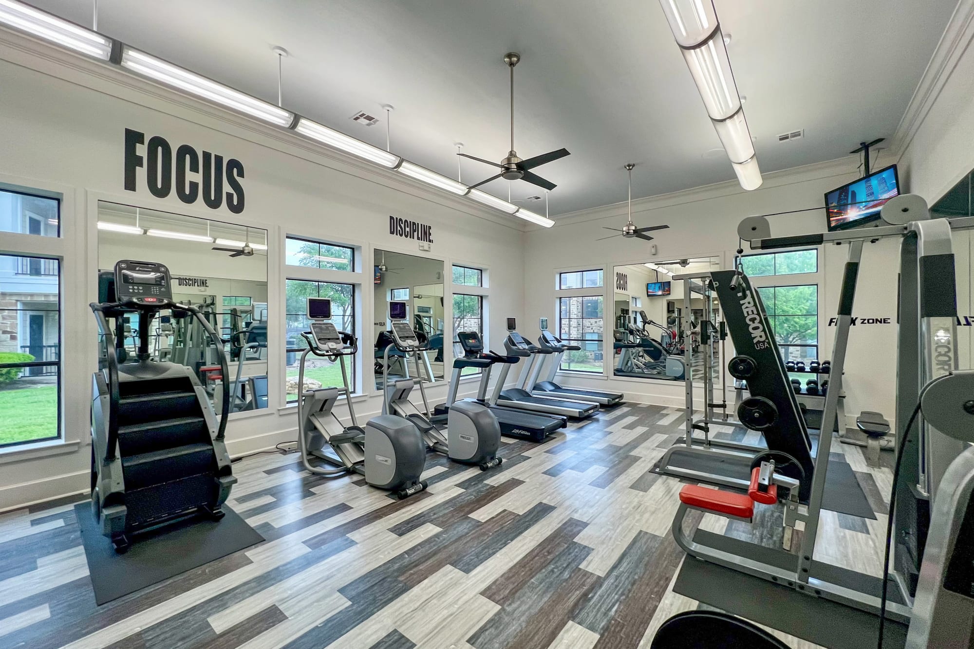 The fitness center at Broadstone Grand Avenue in Pflugerville, Texas