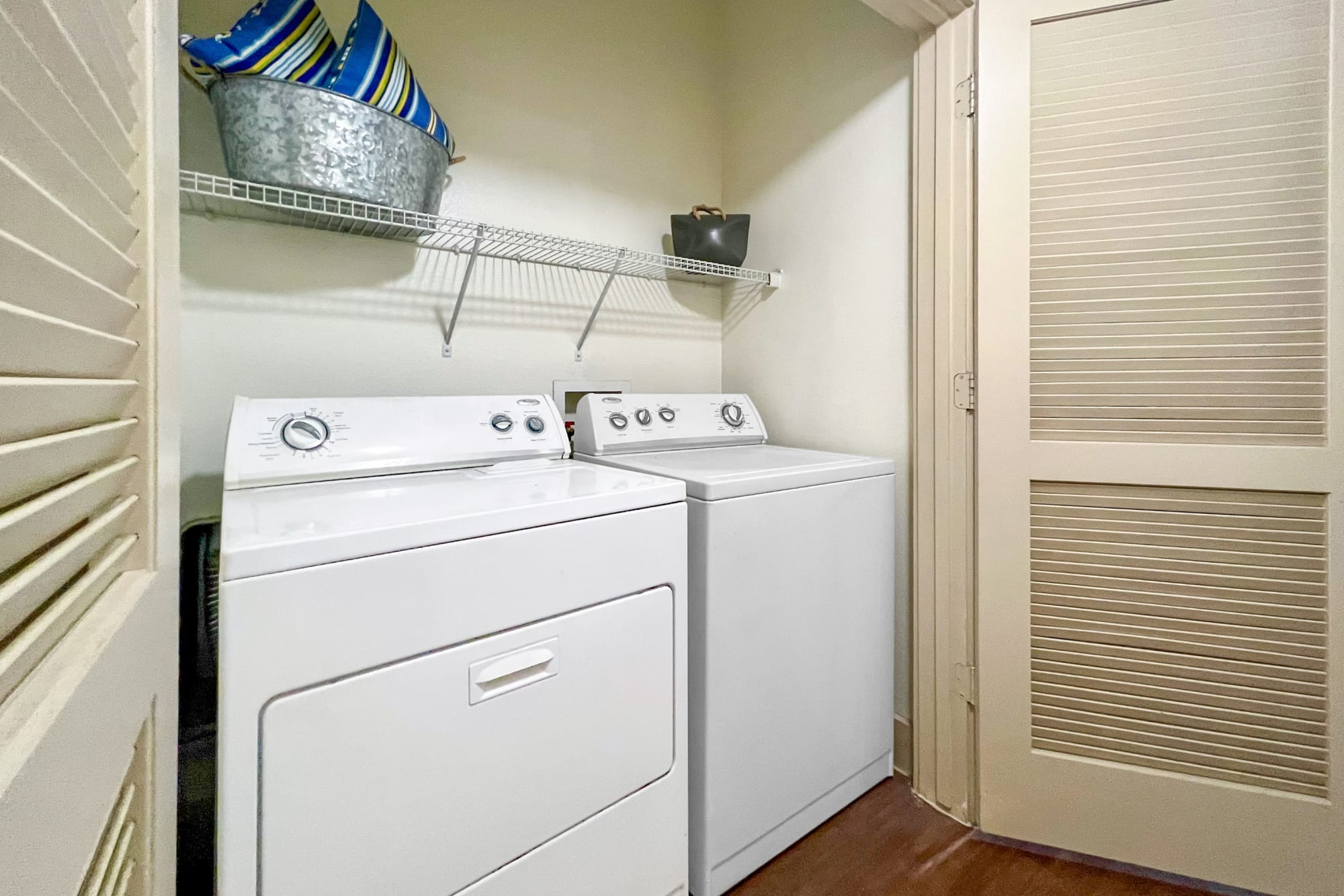 The laundry room at Broadstone Grand Avenue in Pflugerville, Texas