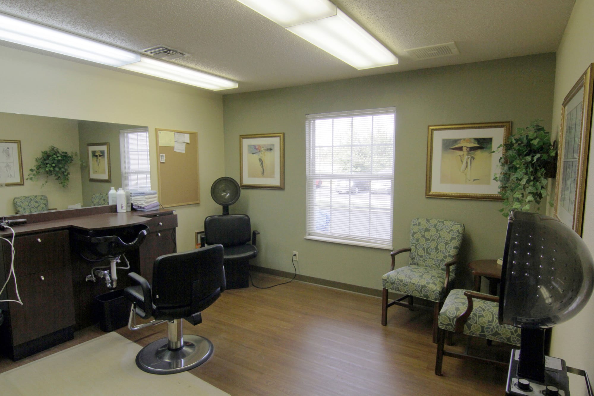 Hair salon at Oxford Springs Tulsa Assisted Living in Tulsa, Oklahoma