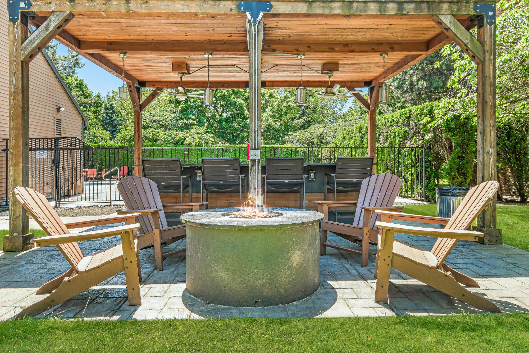 Covered BBQ and fire pit area at Renaissance at 29th Apartments in Vancouver, Washington