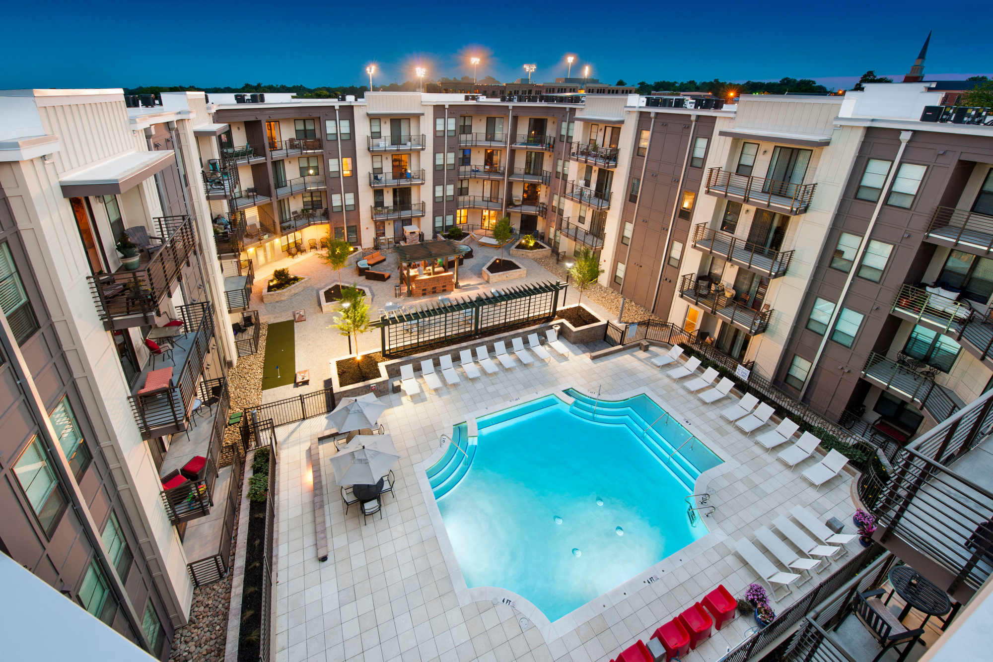 Aerial view of our apartments and swimming pool at 400 RHETT in Greenville, South Carolina