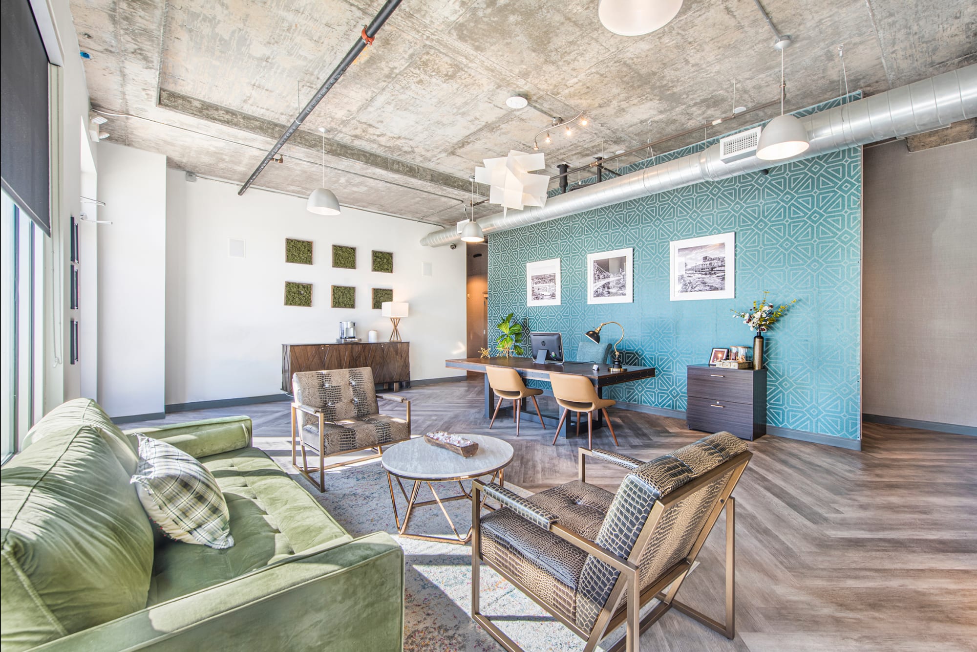 Lounge at 400 RHETT in Greenville, South Carolina