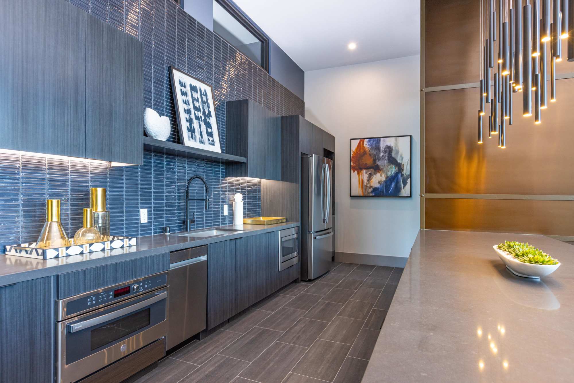 Gourmet kitchenette with coffee and tea bar at Zeta Luxury Apartments in Sacramento, California