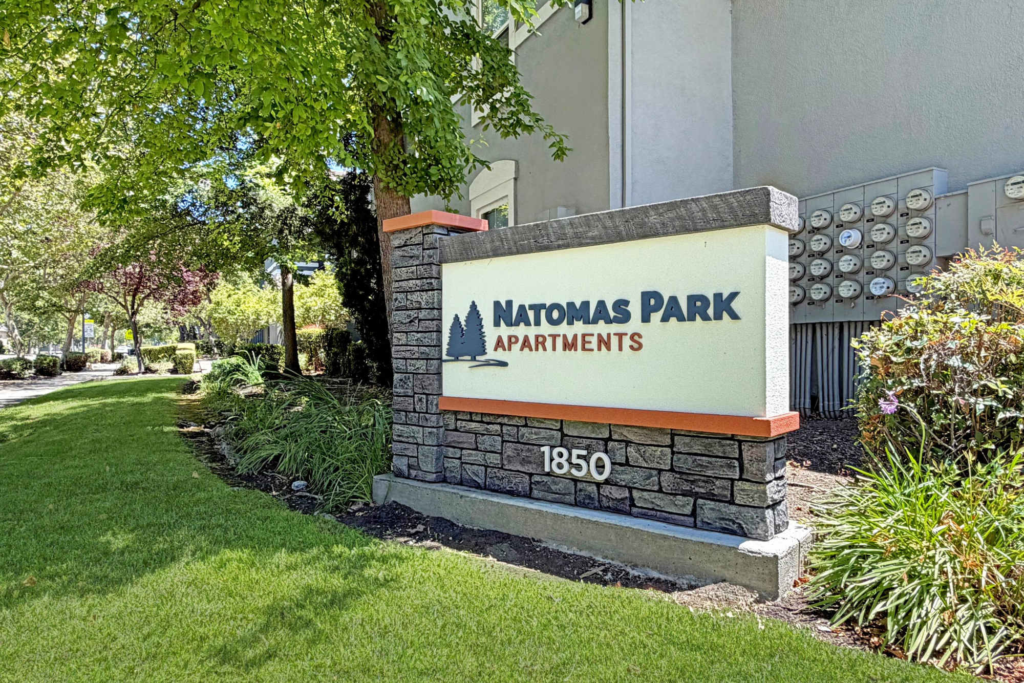 The monument sign at Natomas Park Apartments in Sacramento, California